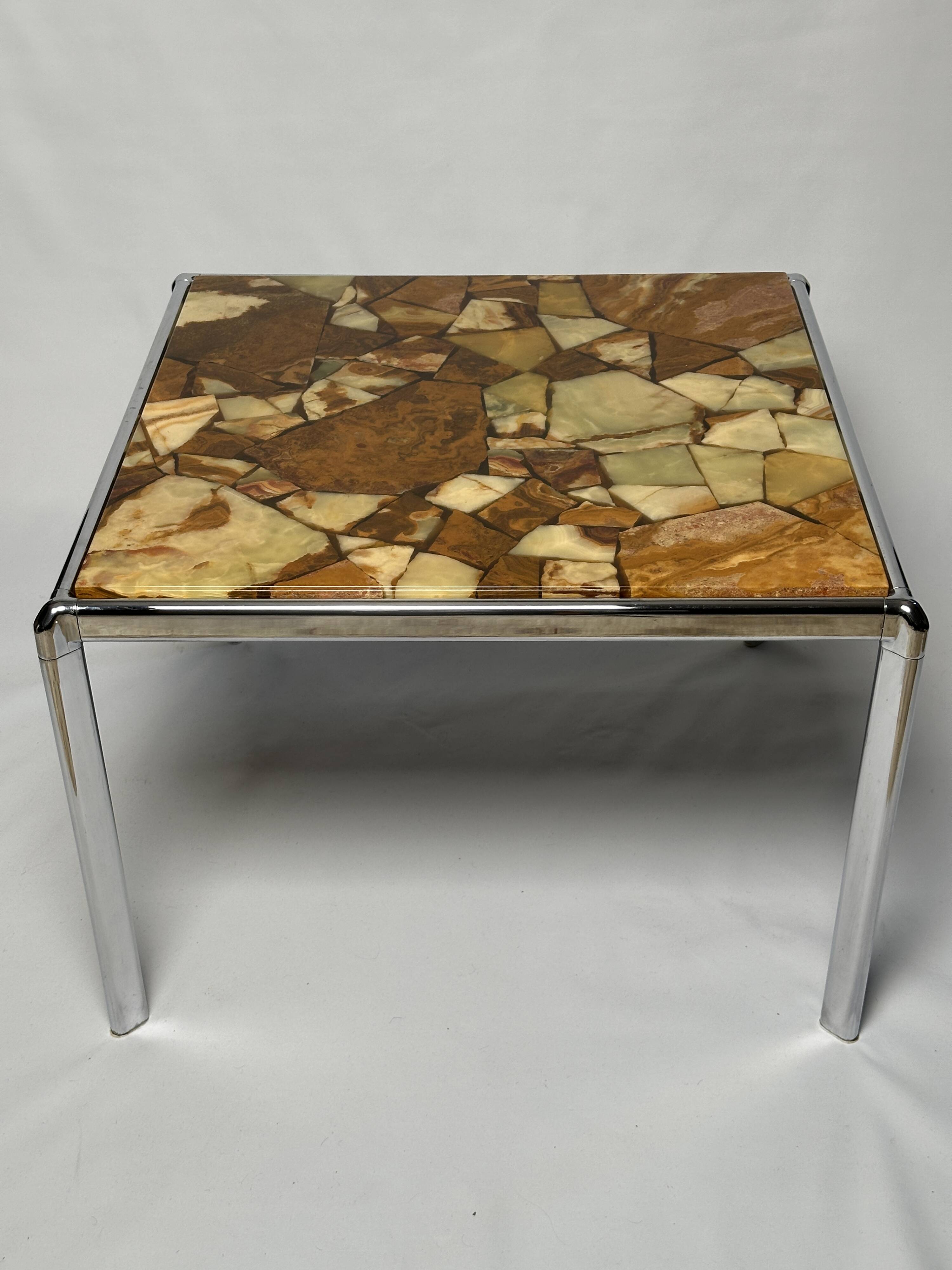 Table basse du milieu du siècle, pierre marbrée beige et chrome, Bauhaus, Allemagne, années 1960