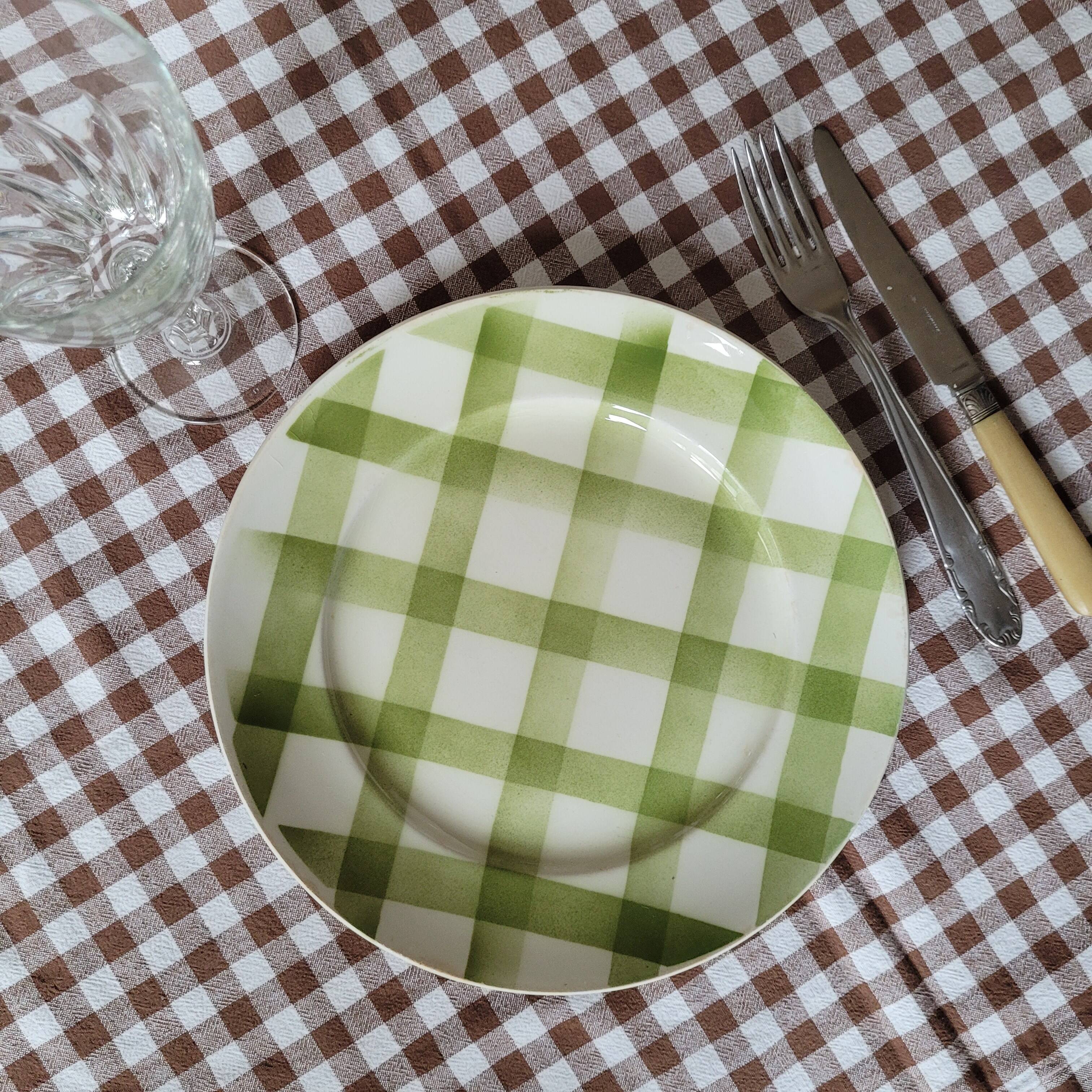 La Redoute x Selency set of 4 flat green plates
