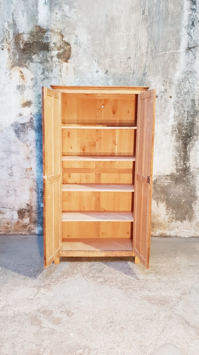 Vintage Parisian wardrobe