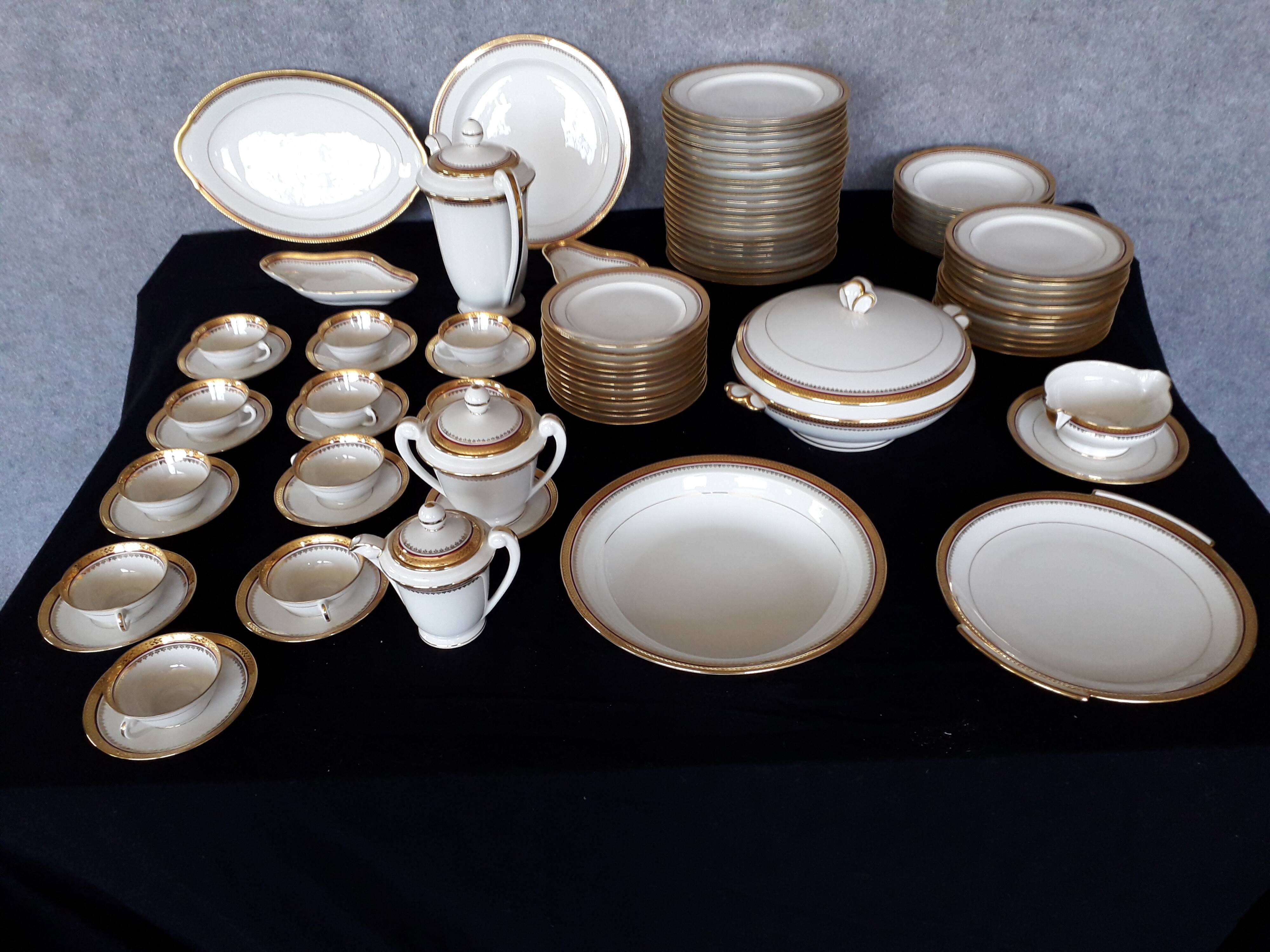 Limoges table service of 77 pieces of RS brand of the twentieth century