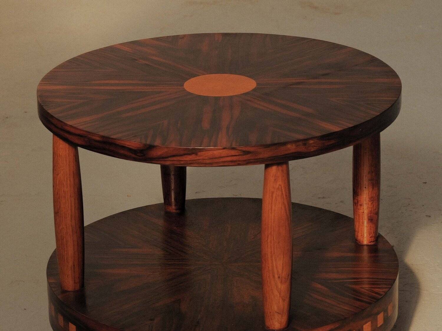 Art Deco gueridon in marquetry, circa 1930.