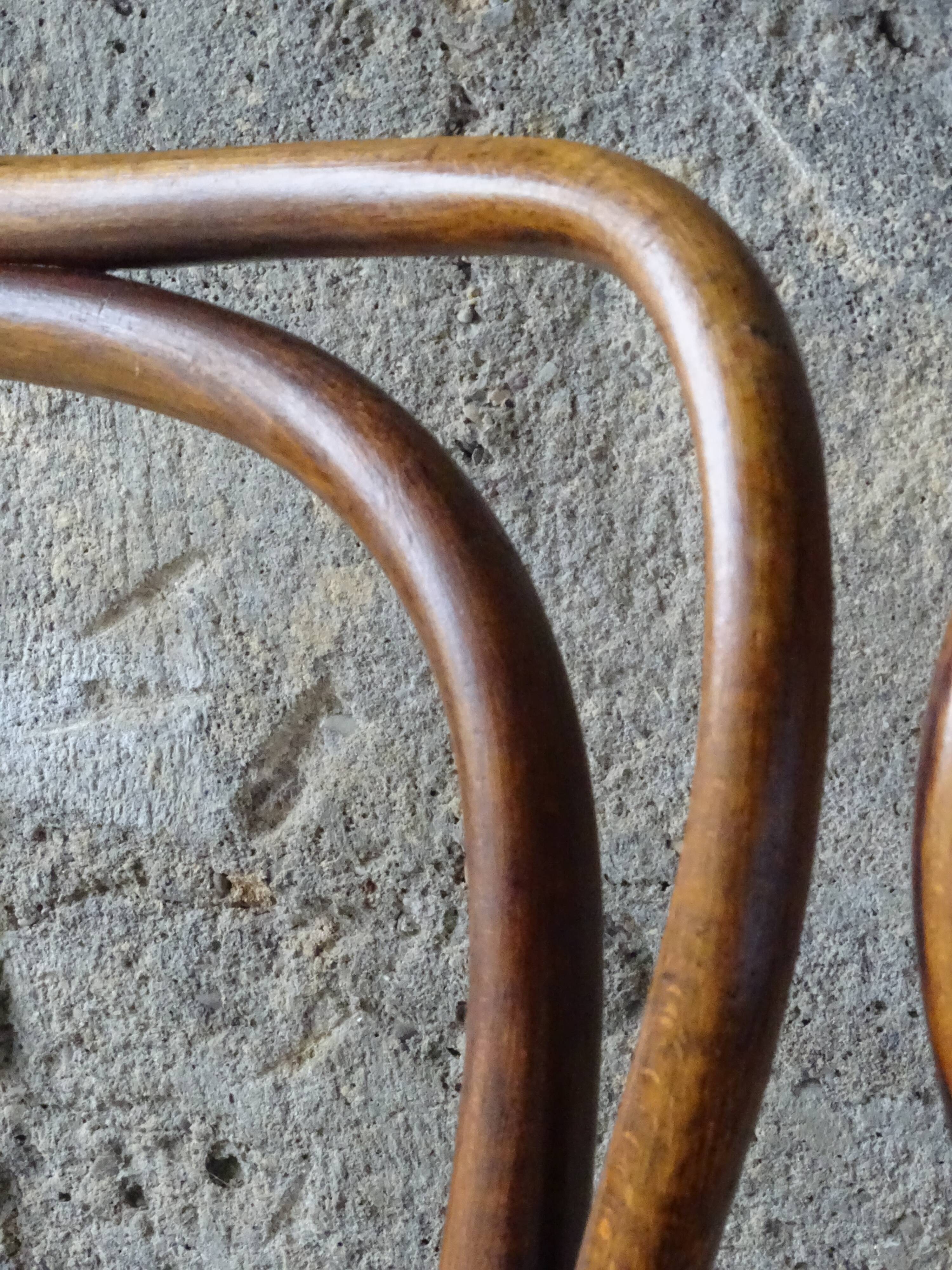Chaises Kohn N°55 hauteu assise 46 cm