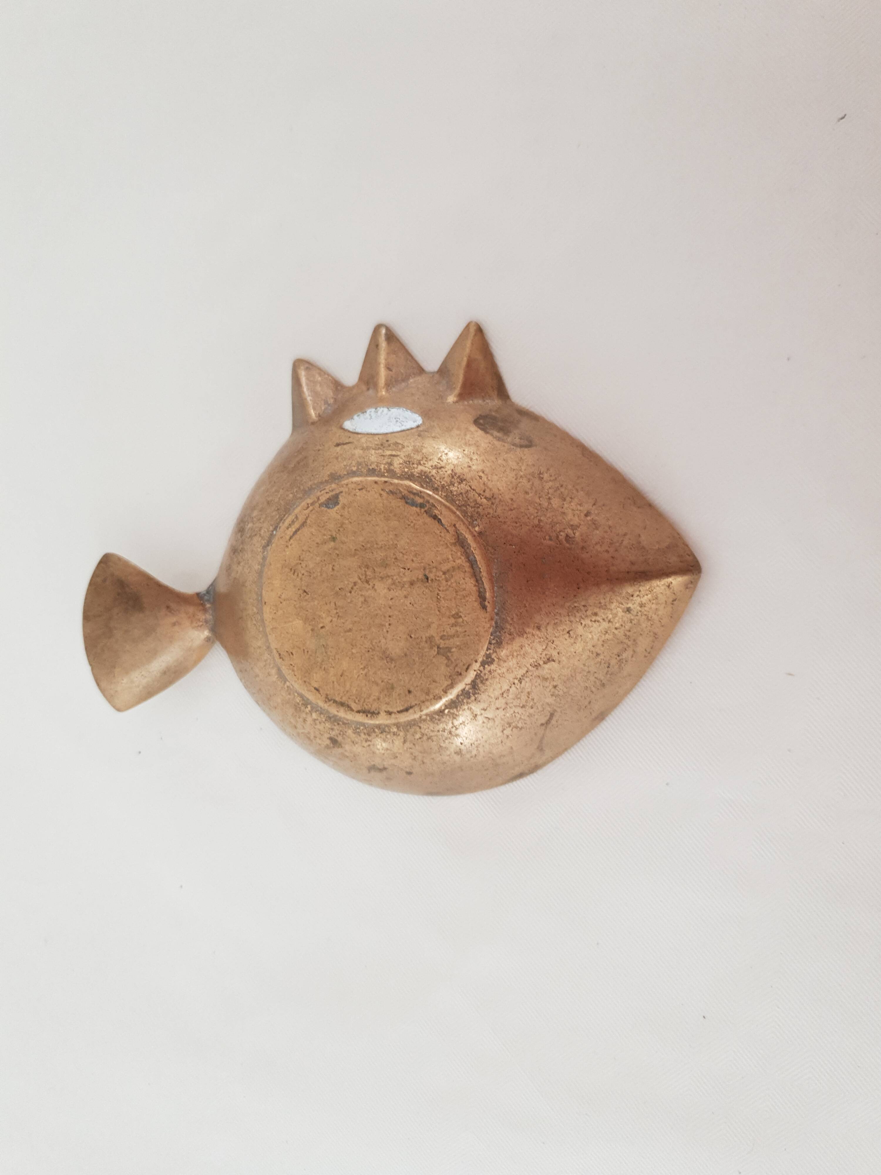 Jacques lauterbach vintage bronze ashtray from the 1960s in the shape of a fish