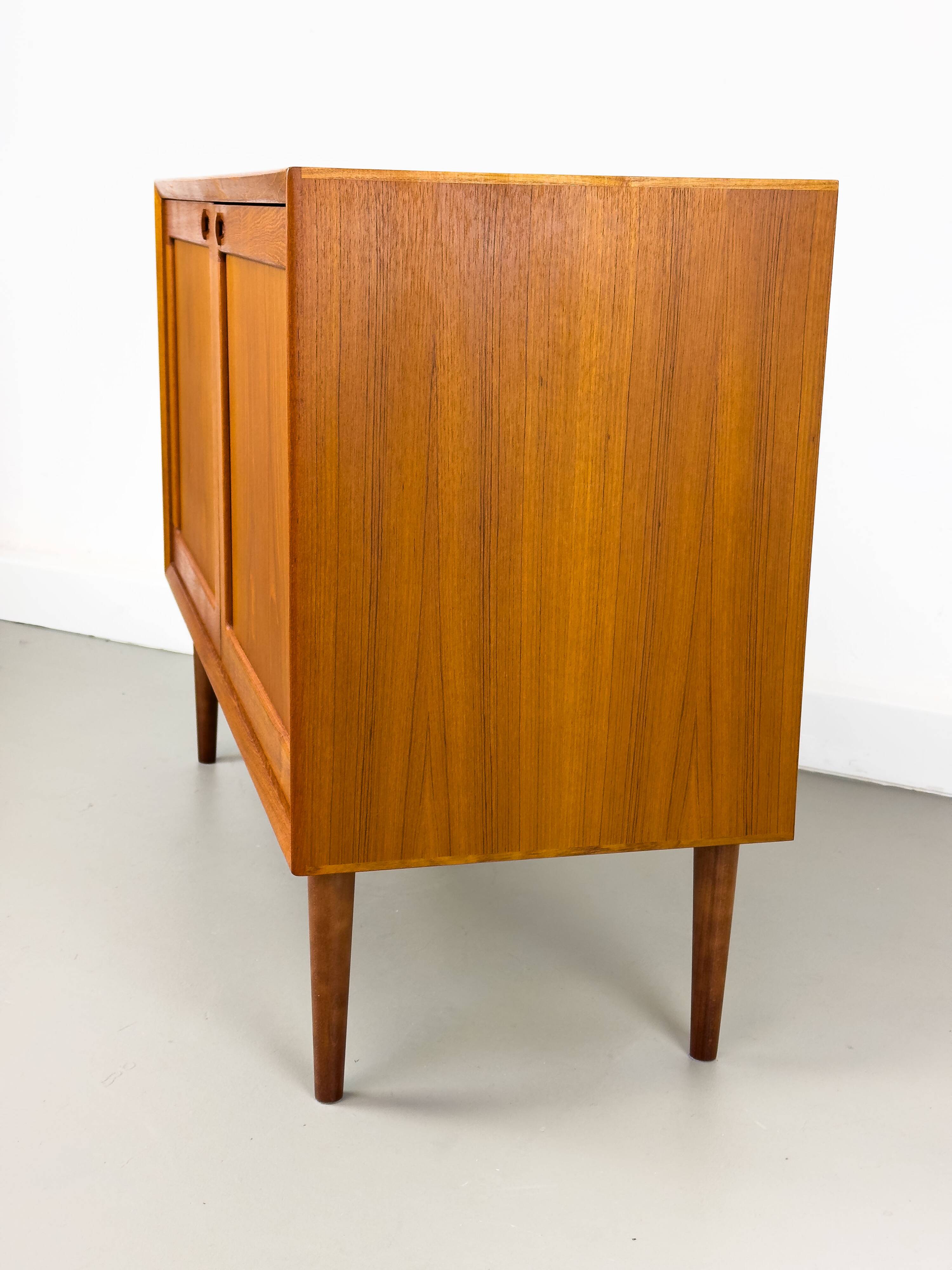 Buffet danois en teck par HW Klein pour Bramin, années 1960