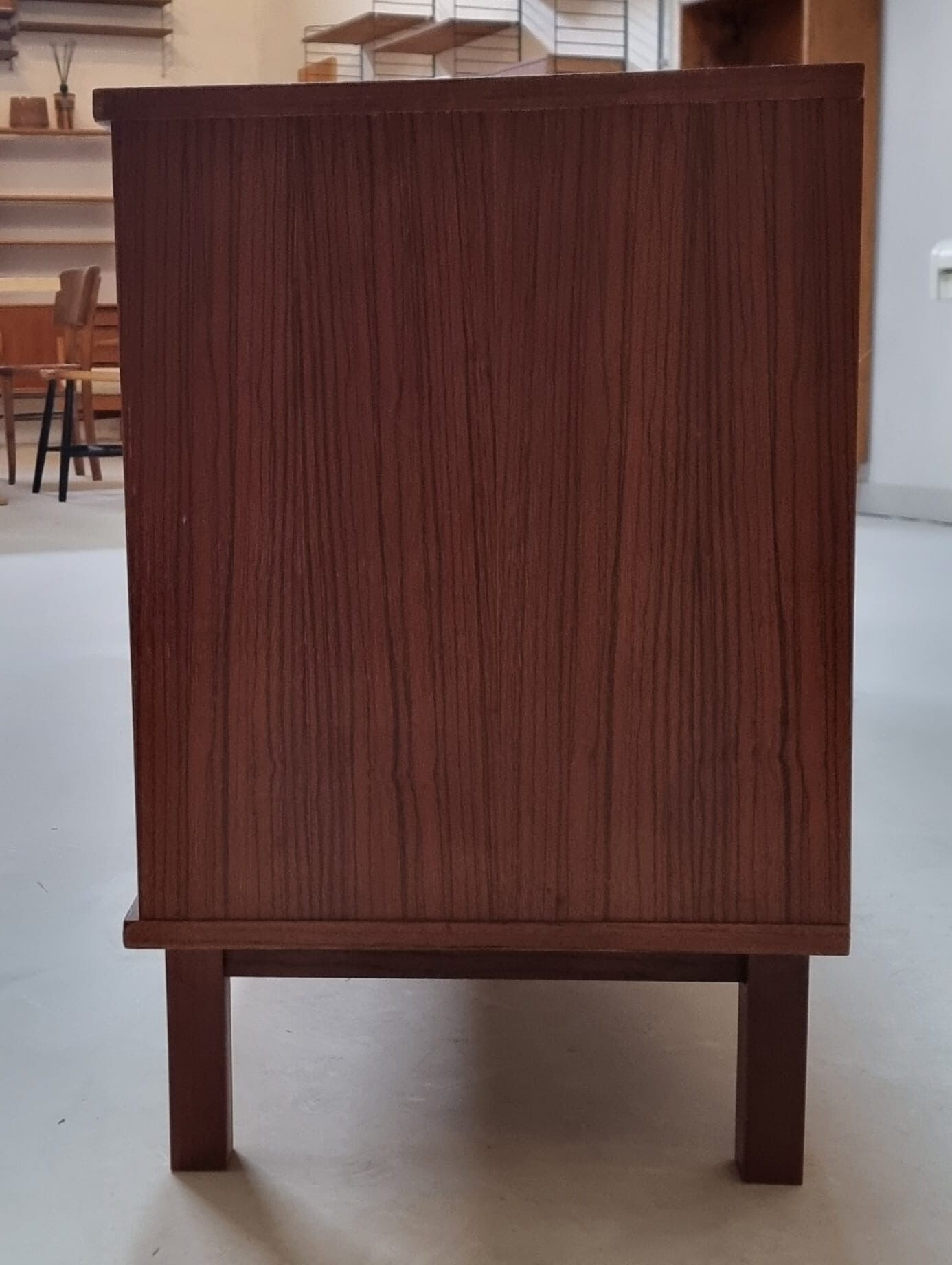 Mid-century buffet