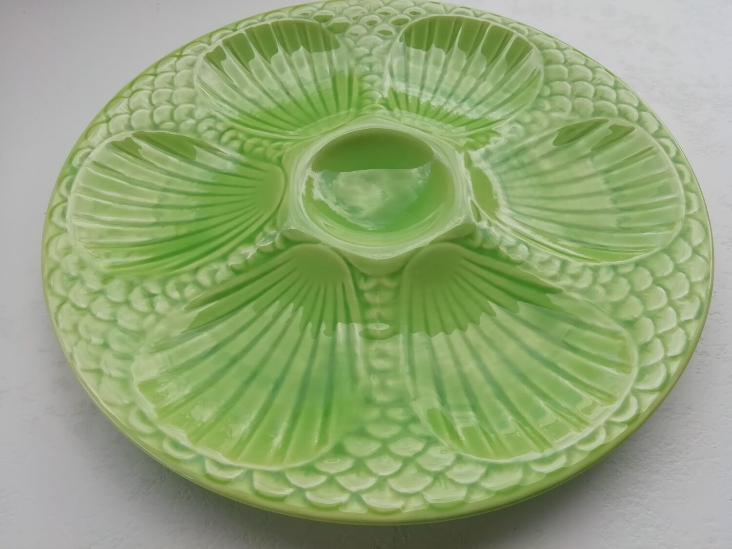 Oyster plate