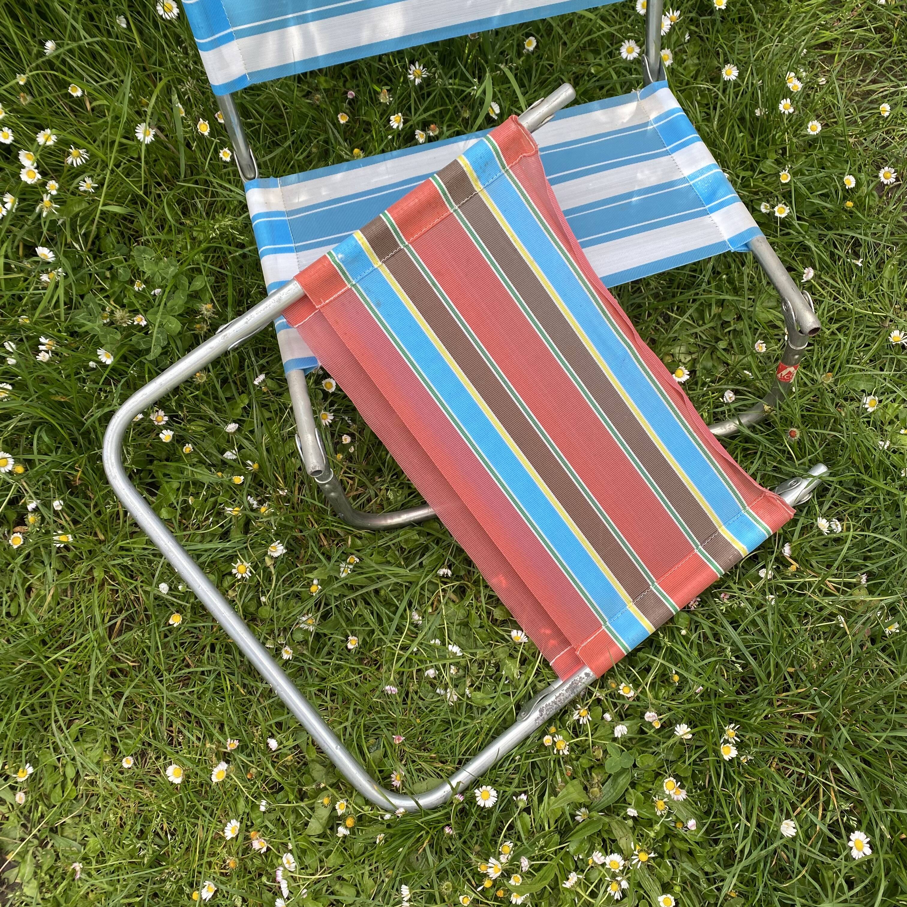 70s beach chairs