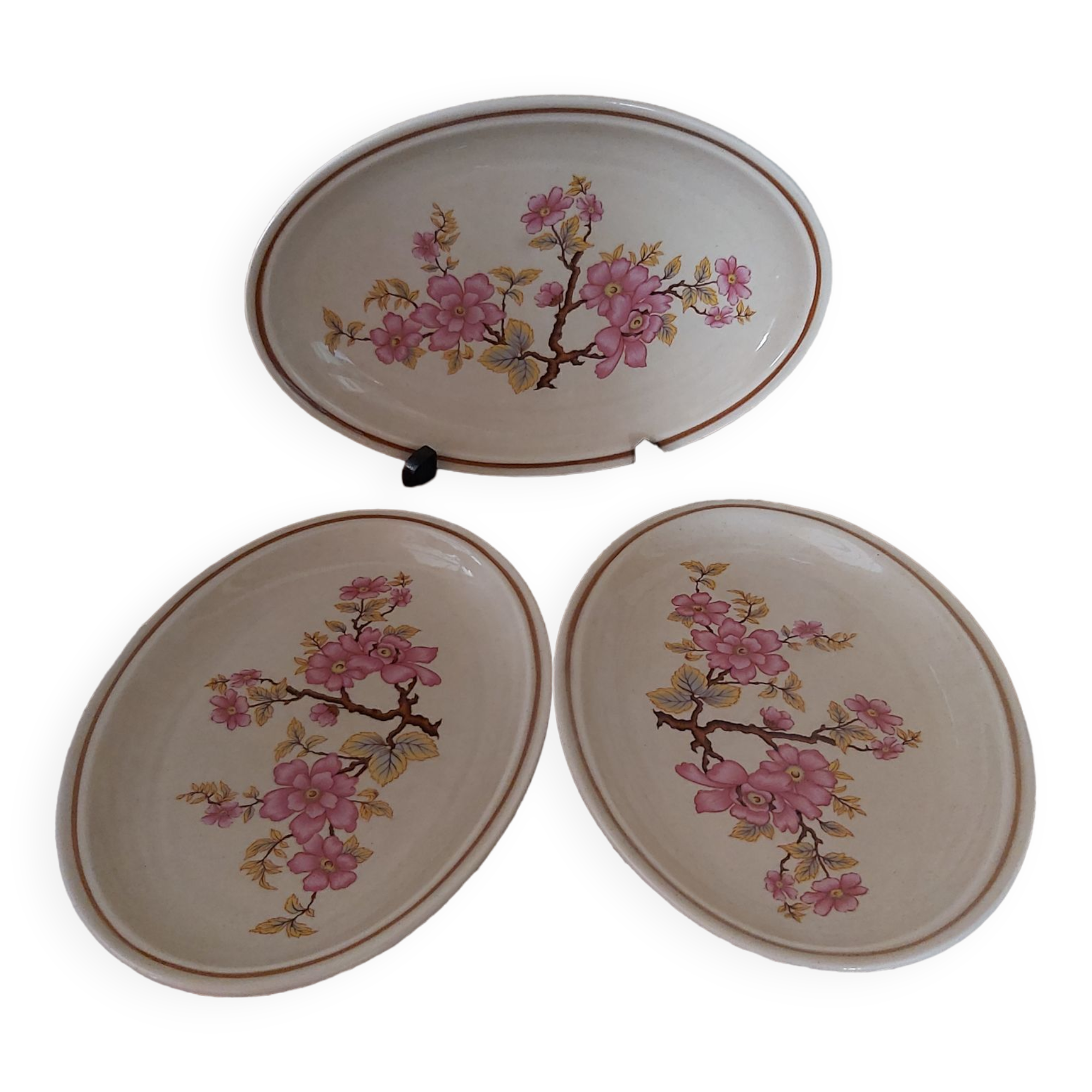 Trio de raviers en faïence de Gien décor fleurs de cerisier