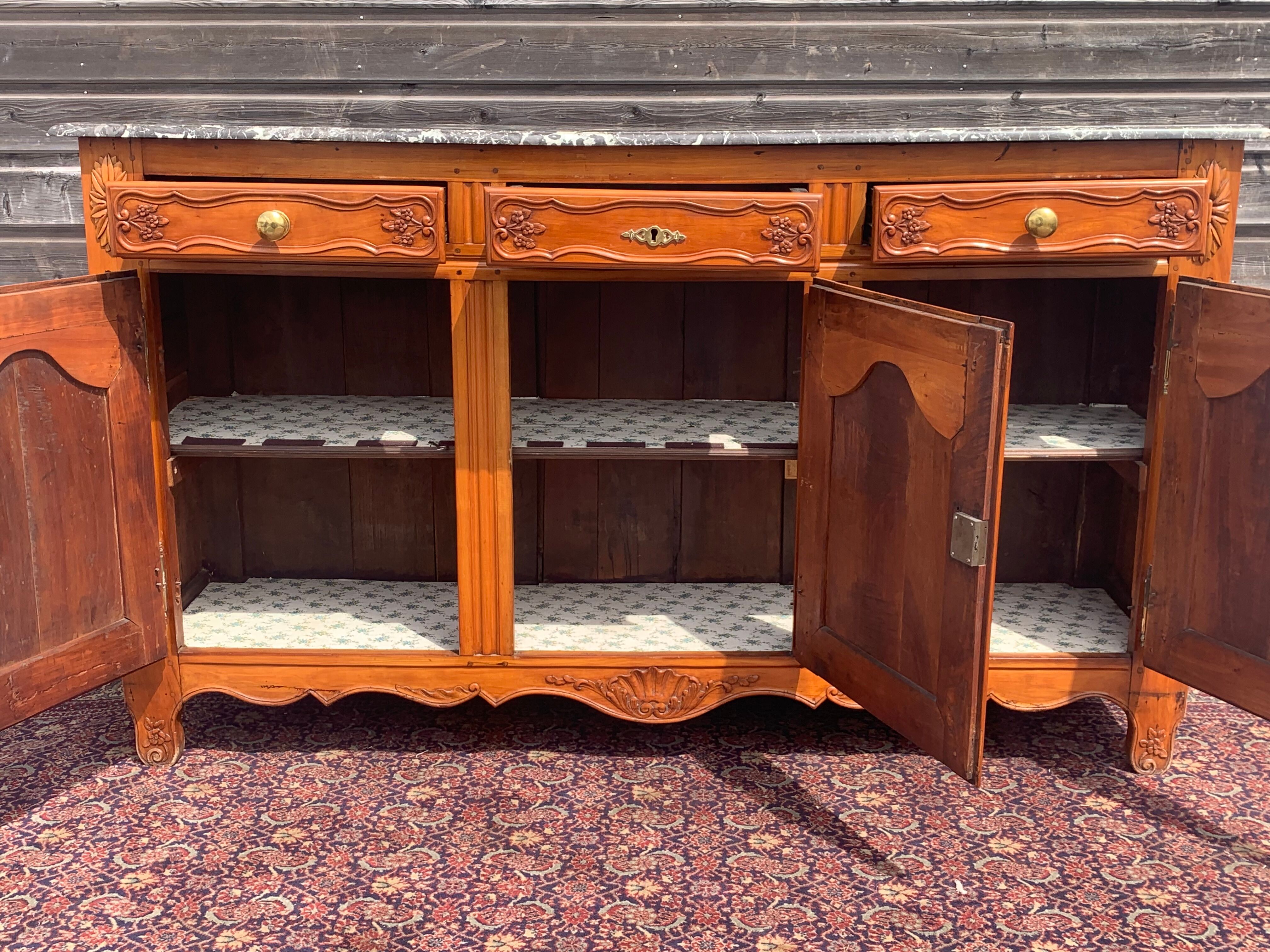 Sideboard three doors in 18th century cherry