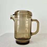 Vintage carafe with smoked glass lid '70s/'80s - Arcoroc France