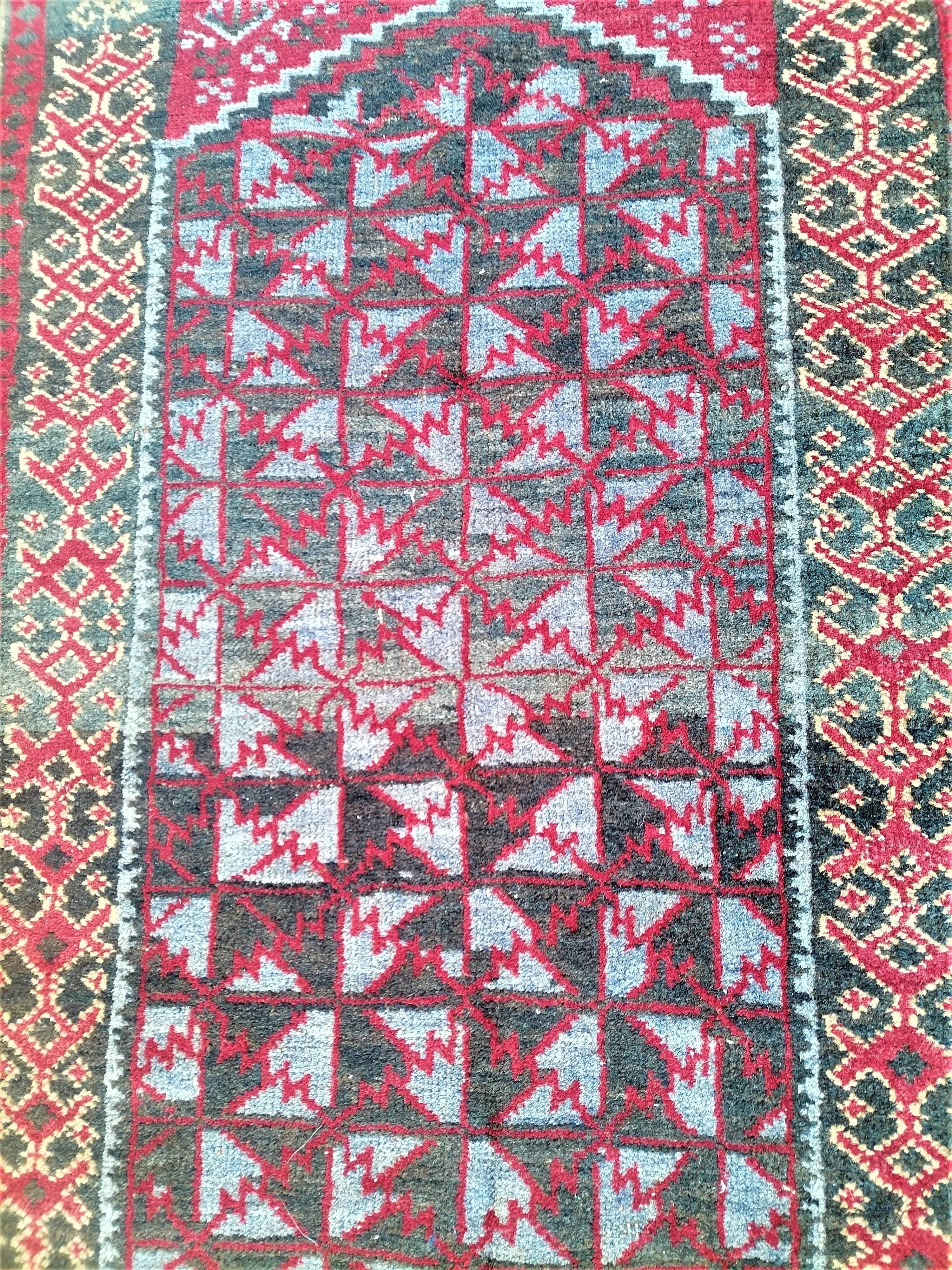 Ancient oriental prayer mat. ( 143 x 92 )