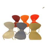 6 chaises dans le goût de Jacobsen