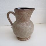 Sandstone pitcher