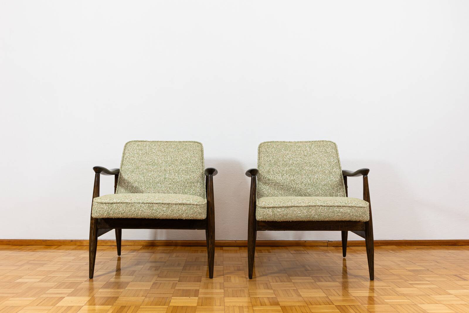 Paire de fauteuils GFM87 par Juliusz Kędziorek, Pologne, 1960
