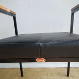 Modernist armchair Edition Remploy 1060