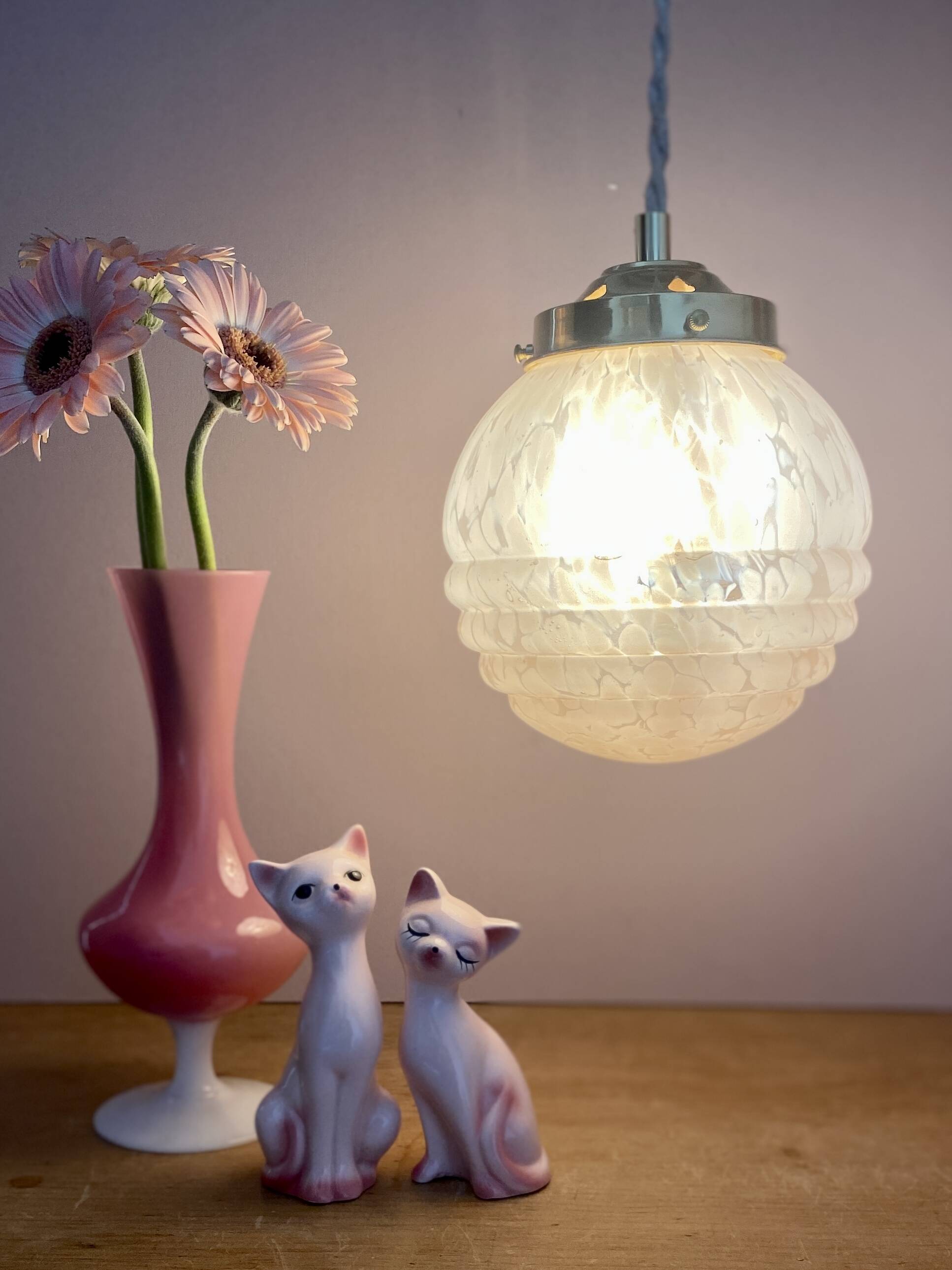 Vintage art deco globe pendant light in pink and gold Clichy glass