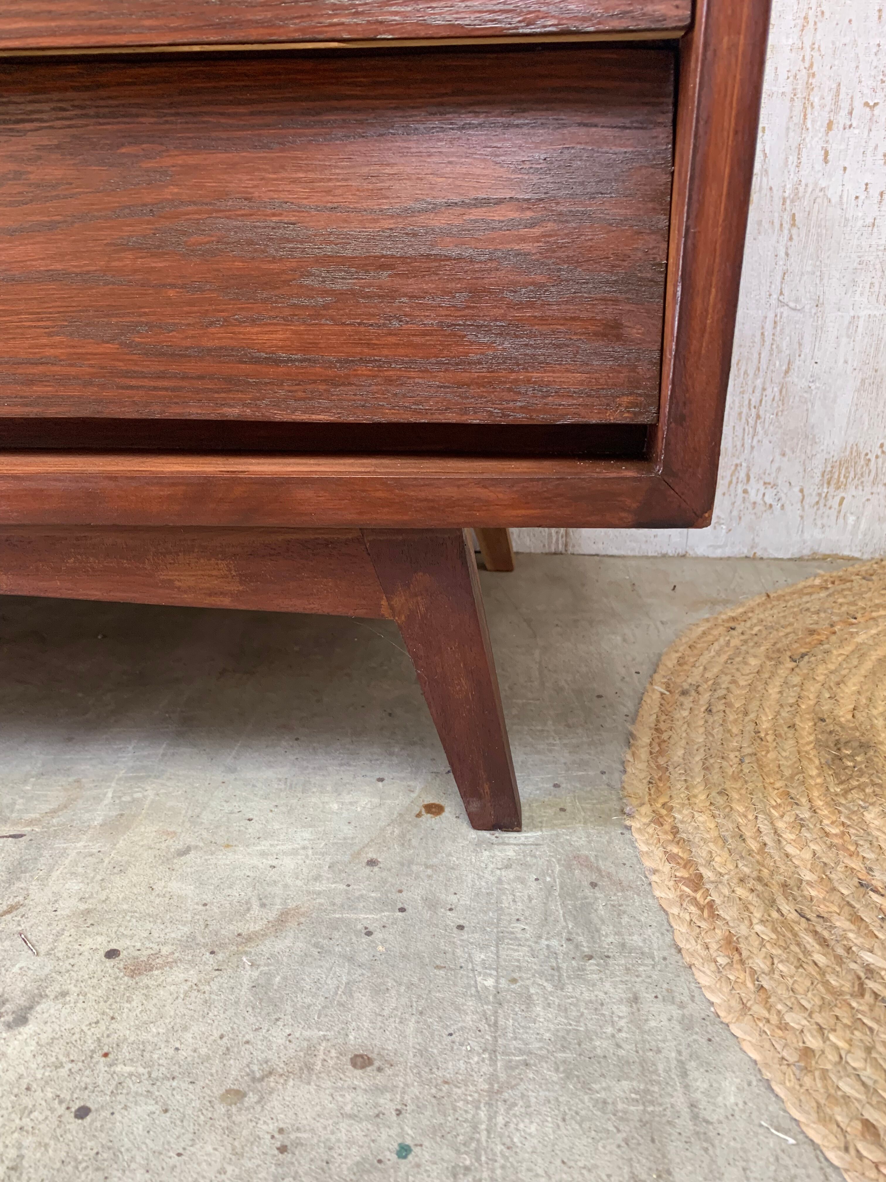 Vintage chest of drawers