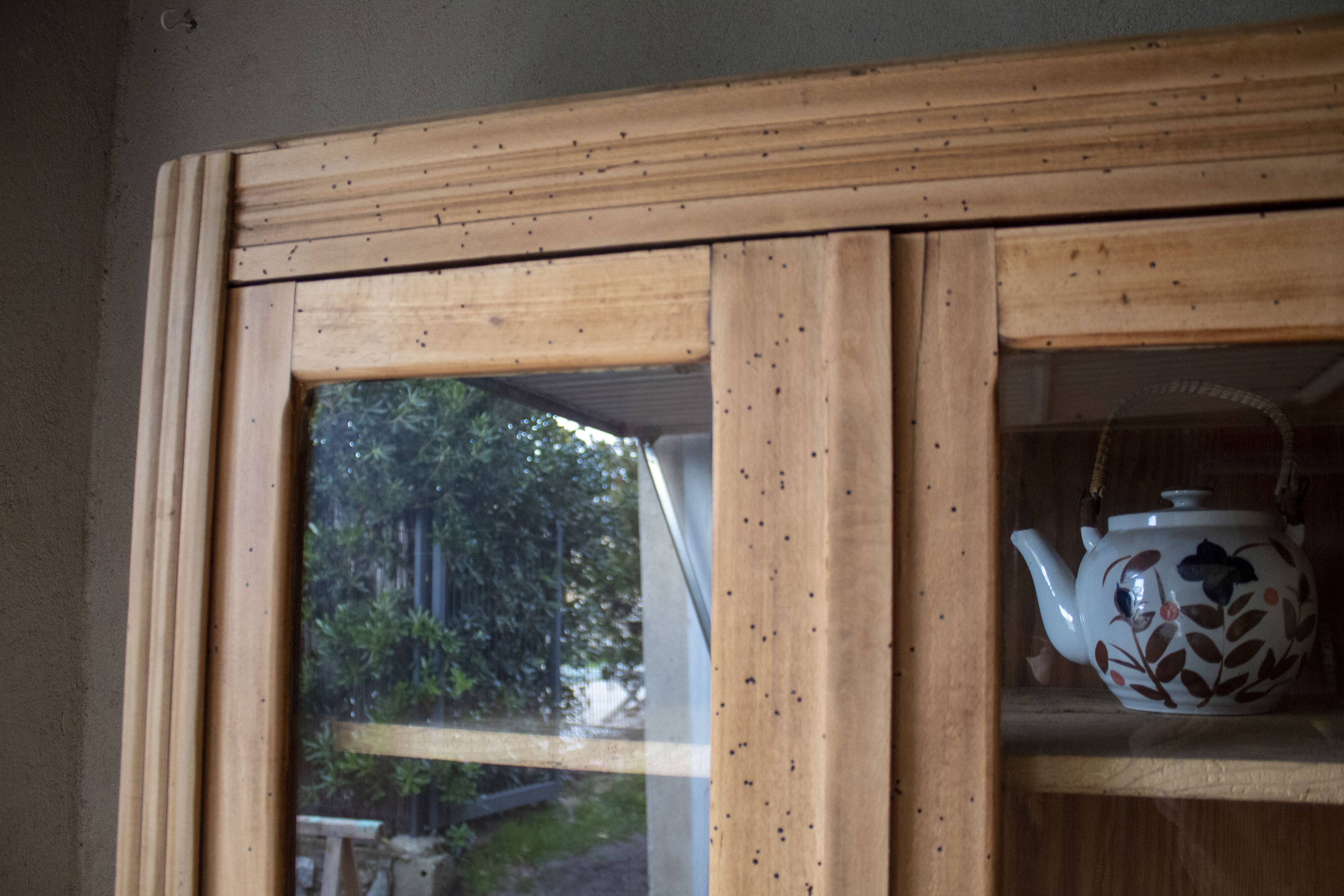 PARISIAN GLASS CABINET 1960