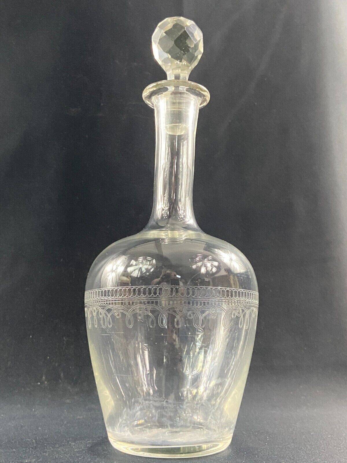 Crystal carafe with needle-engraved decoration 19th century Baccarat Saint Louis