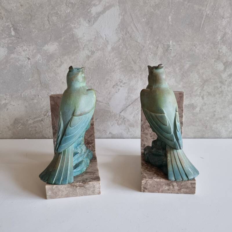 Bookends