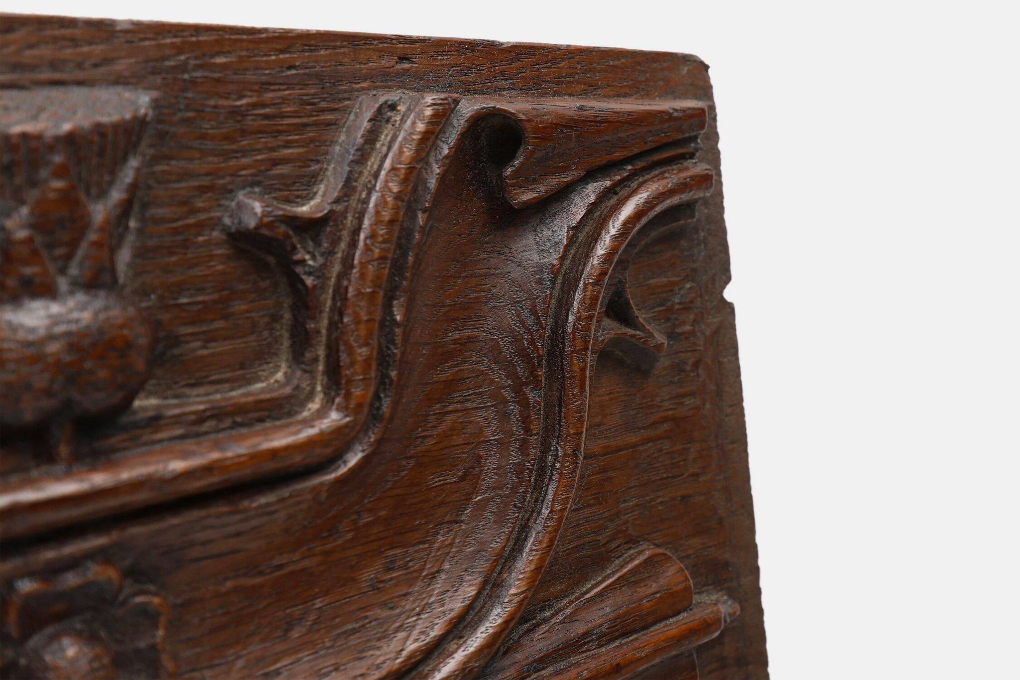 Panneau sculpté gothique en chêne, Belgique, XVIe siècle