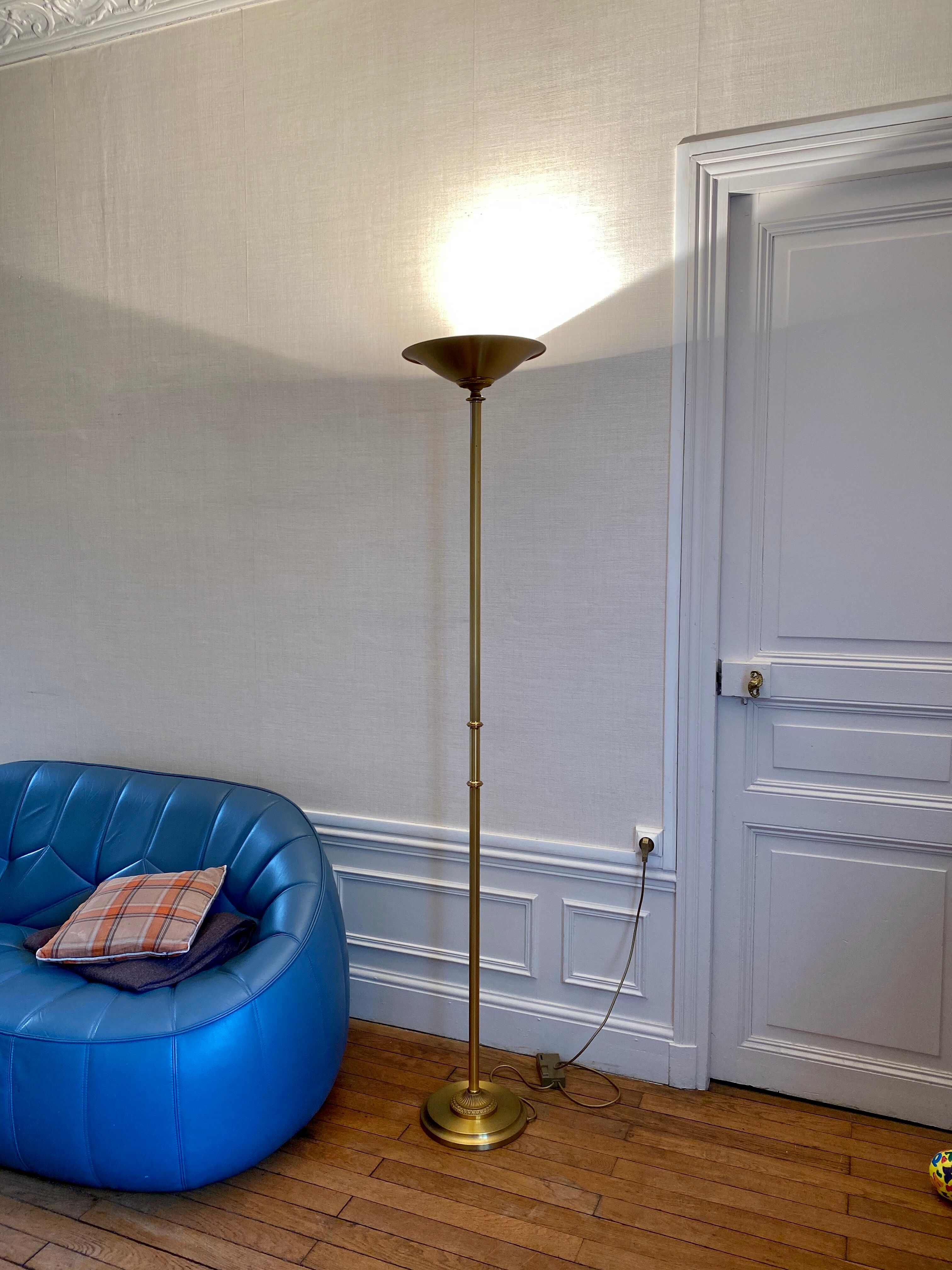 Lampadaire halogène style Louis XVI bronze et laiton, Lucien Gau