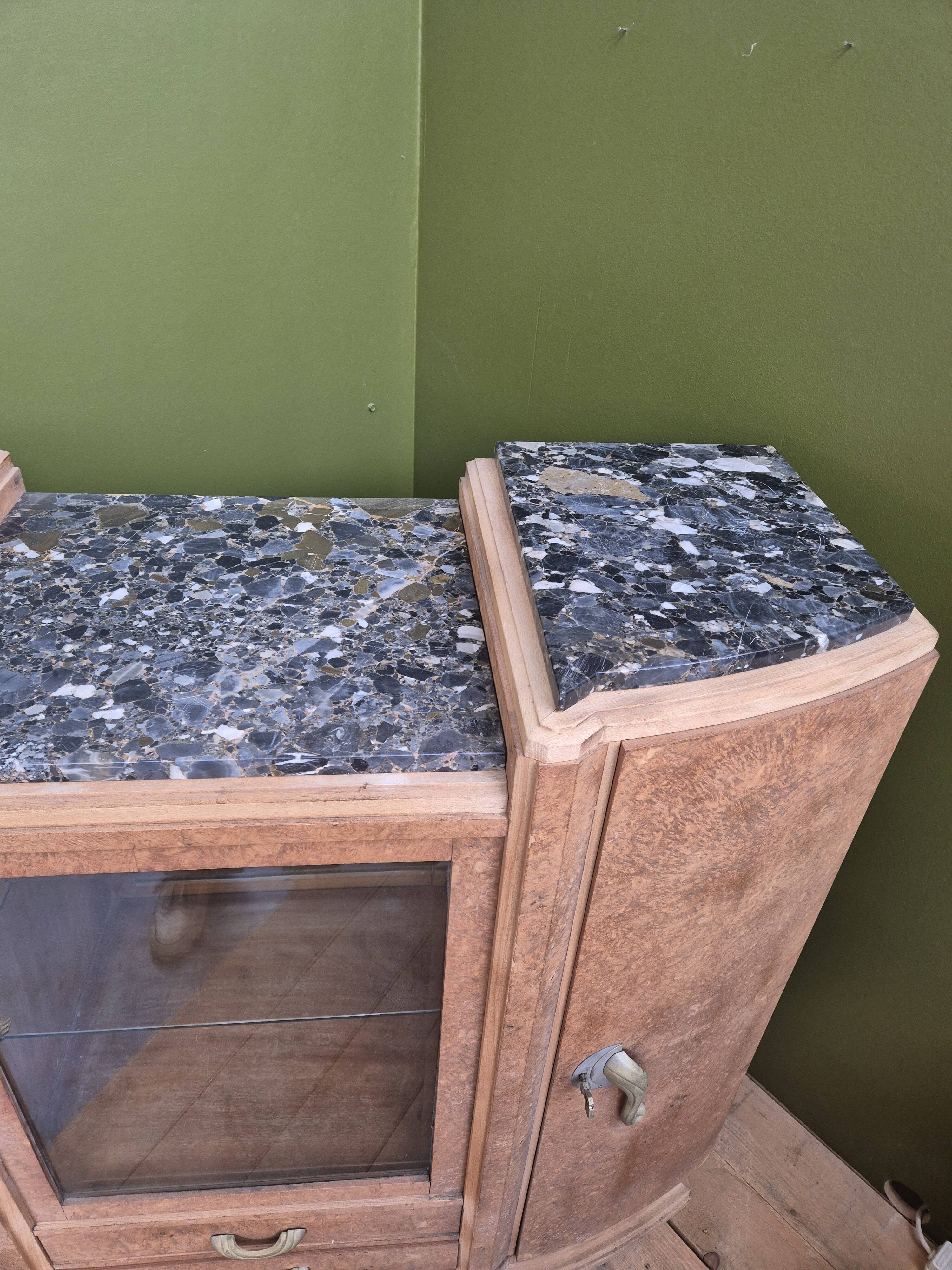 Abrasive blasting storage