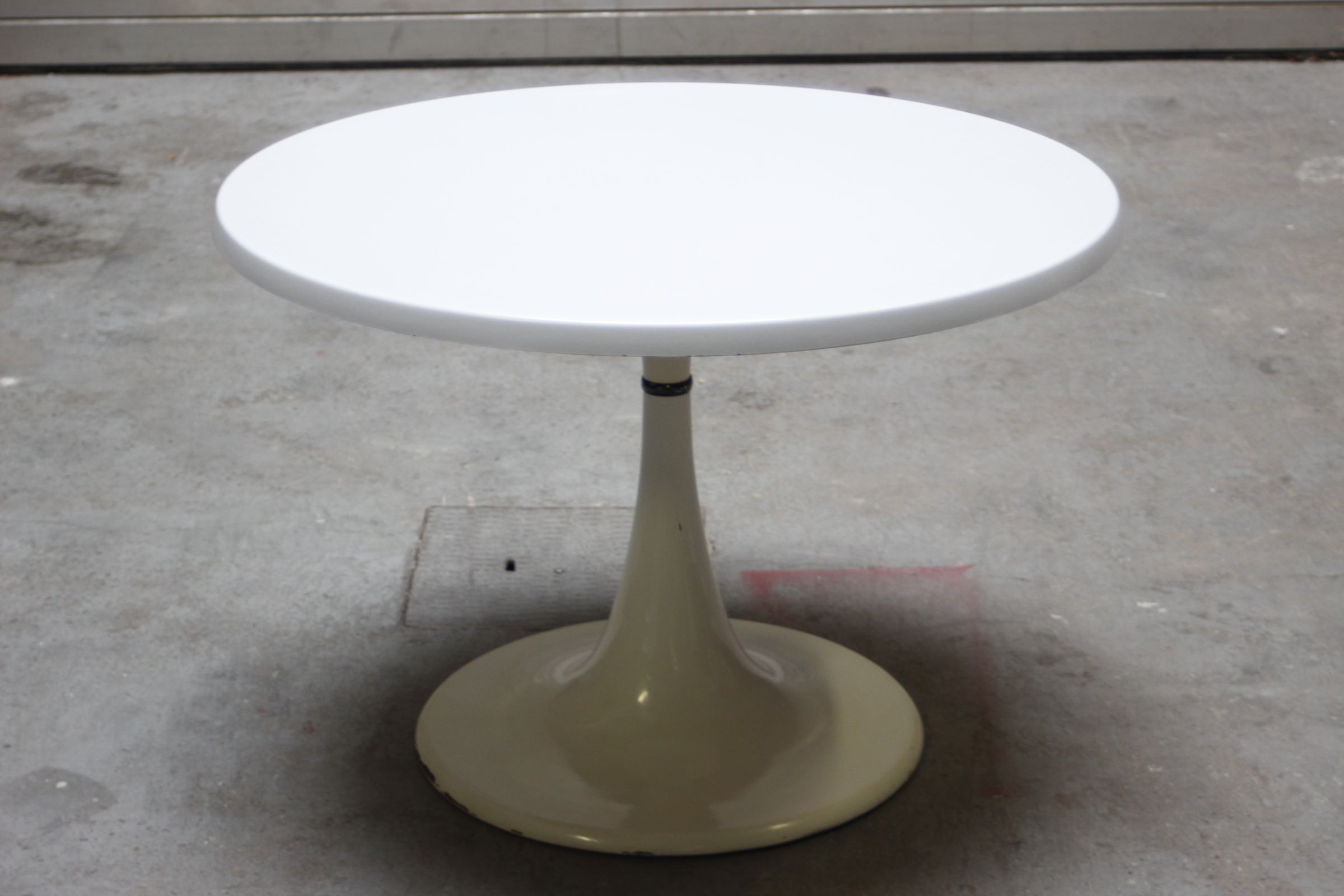 Dining Room Table and Chairs at Kurz's Tulipe Space Age, 1970s