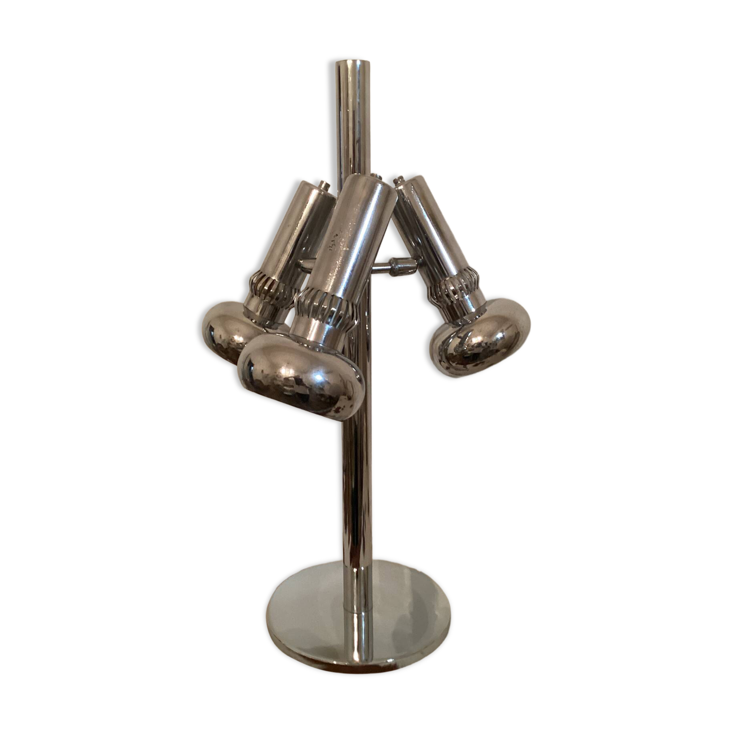 Table lamp with 3 adjustable lights