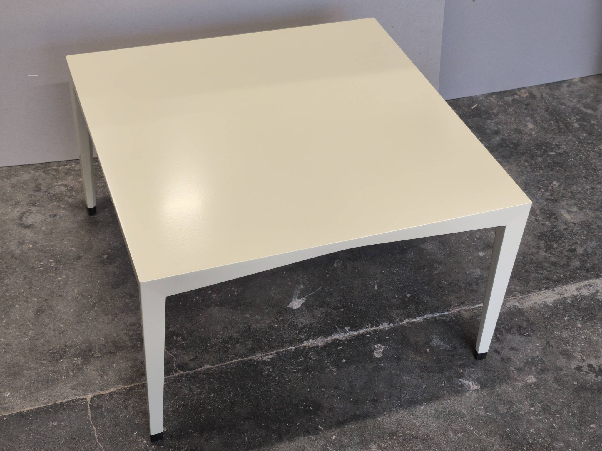 Valzania Edition ivory lacquered coffee table with ebony base