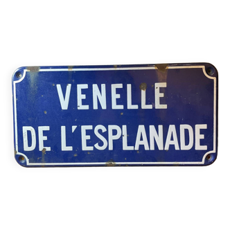 Plaque de rue ancienne