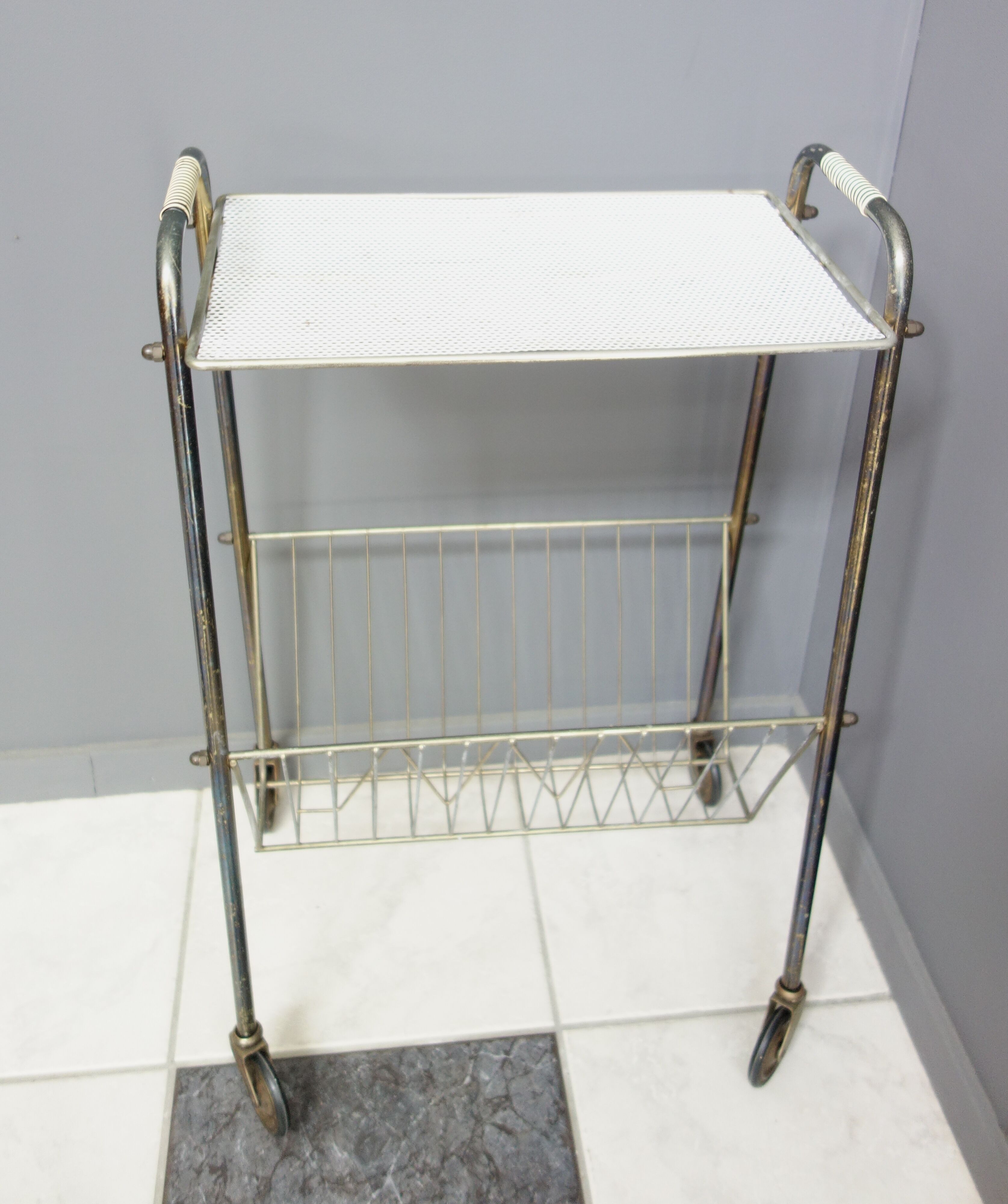 Magazine rack 1960s