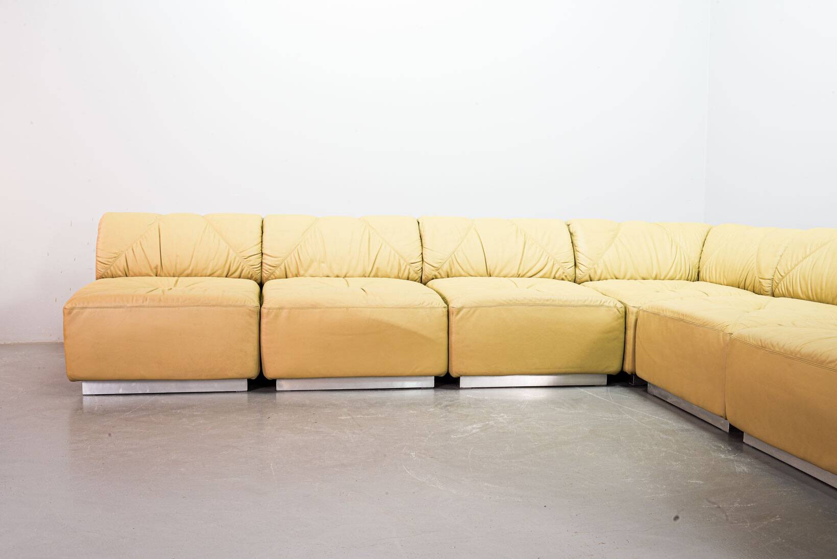 Distinctive Walter Knoll Modular Sofa 'Domaine' by Bernd Münzebrock, 1970s