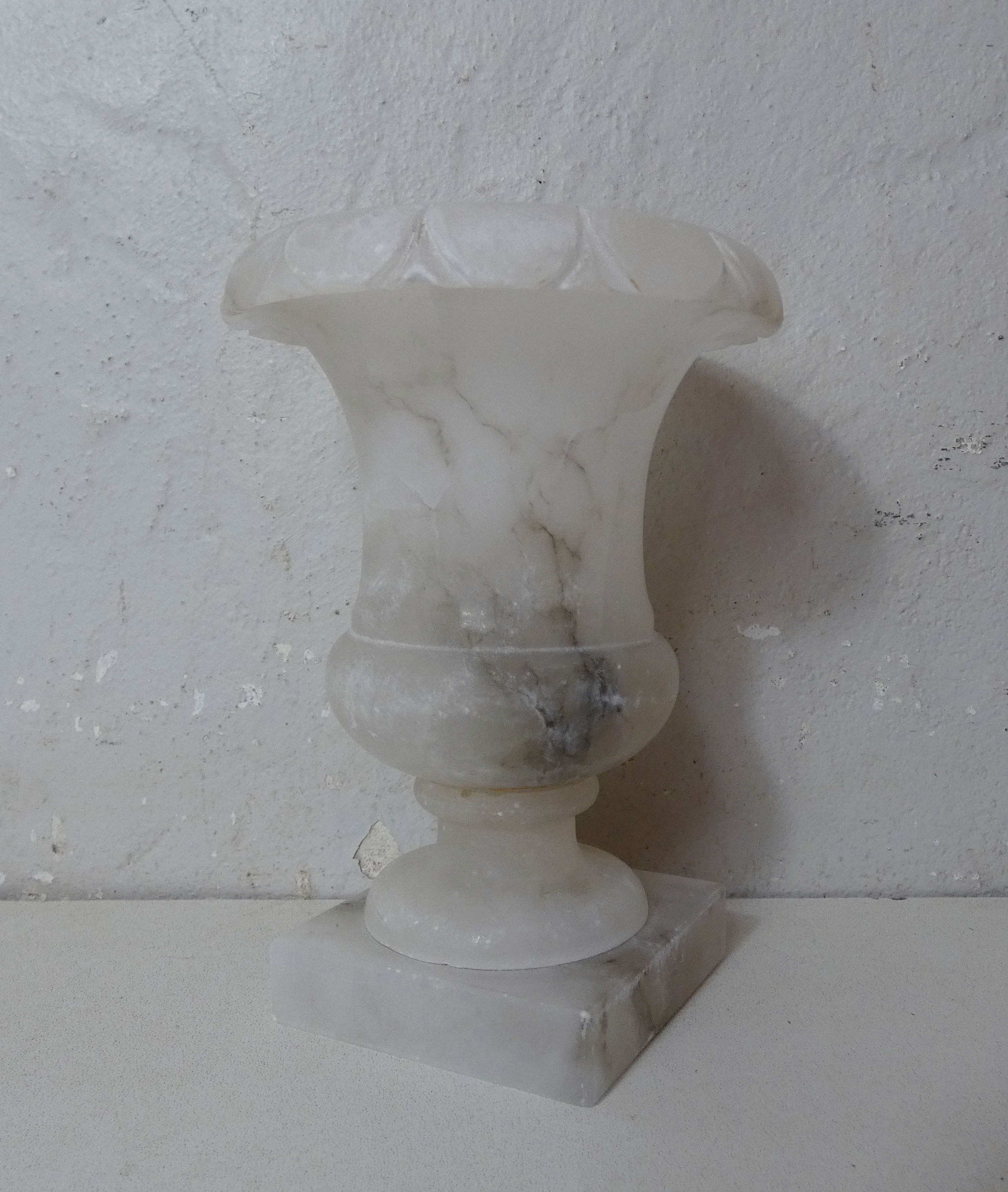 Medici vase in albatre