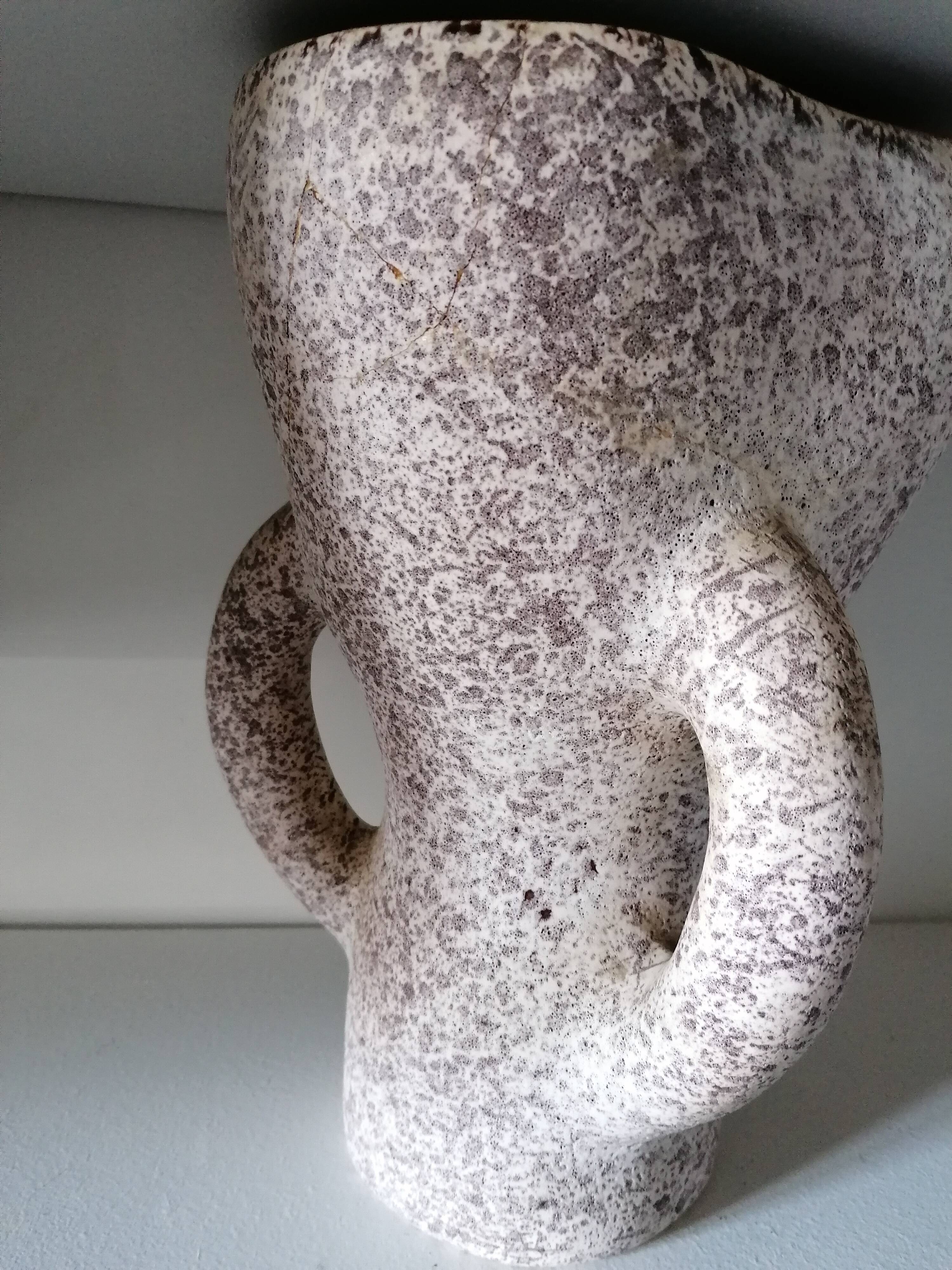 Vase vintage Vallauris signé