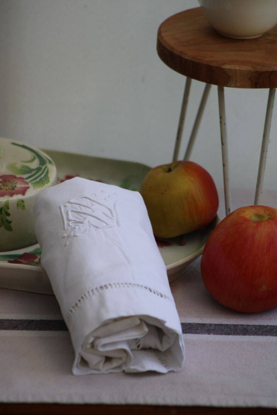 Ceramic cheese board