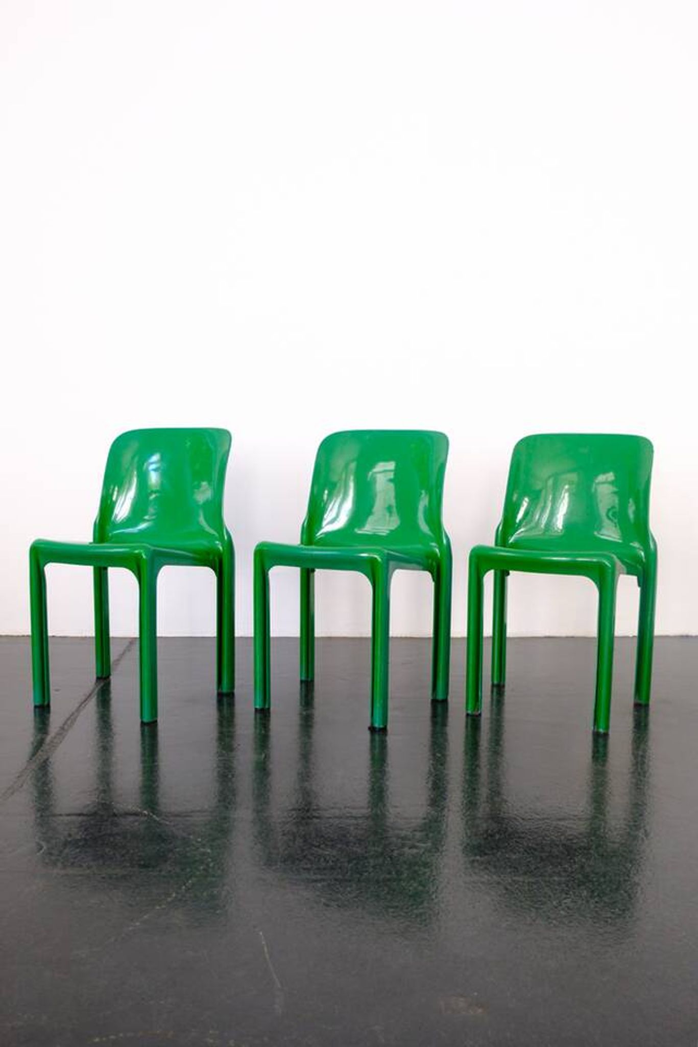 Green "Selene" chair by Vico Magistretti / Artemide