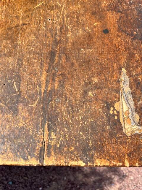 Cabinet - 4 drawer trade furniture with shell handles