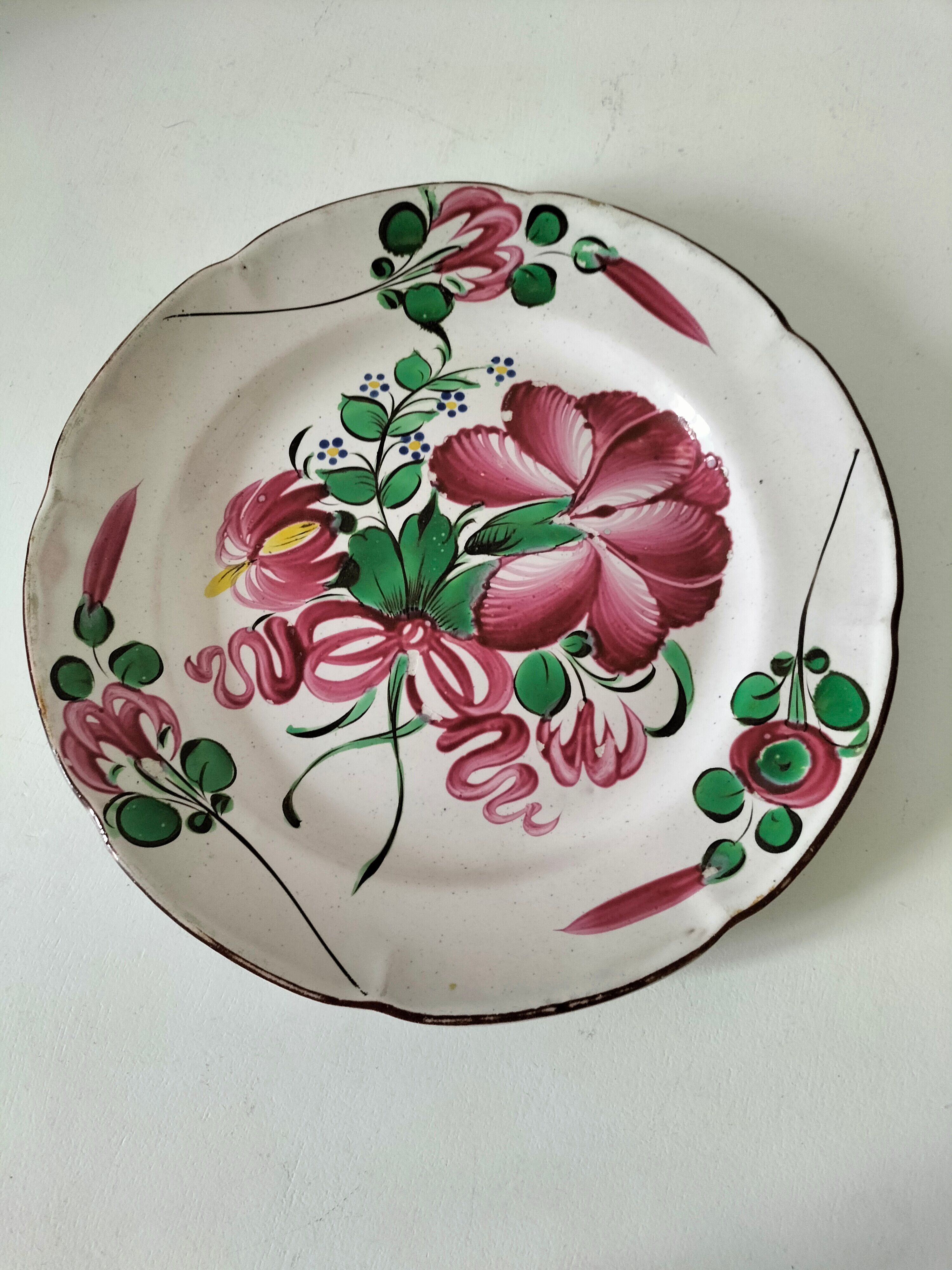 Earthenware plate from the East – attributed to Islettes, 19th century