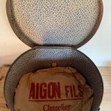 Boîte à chapeau vintage