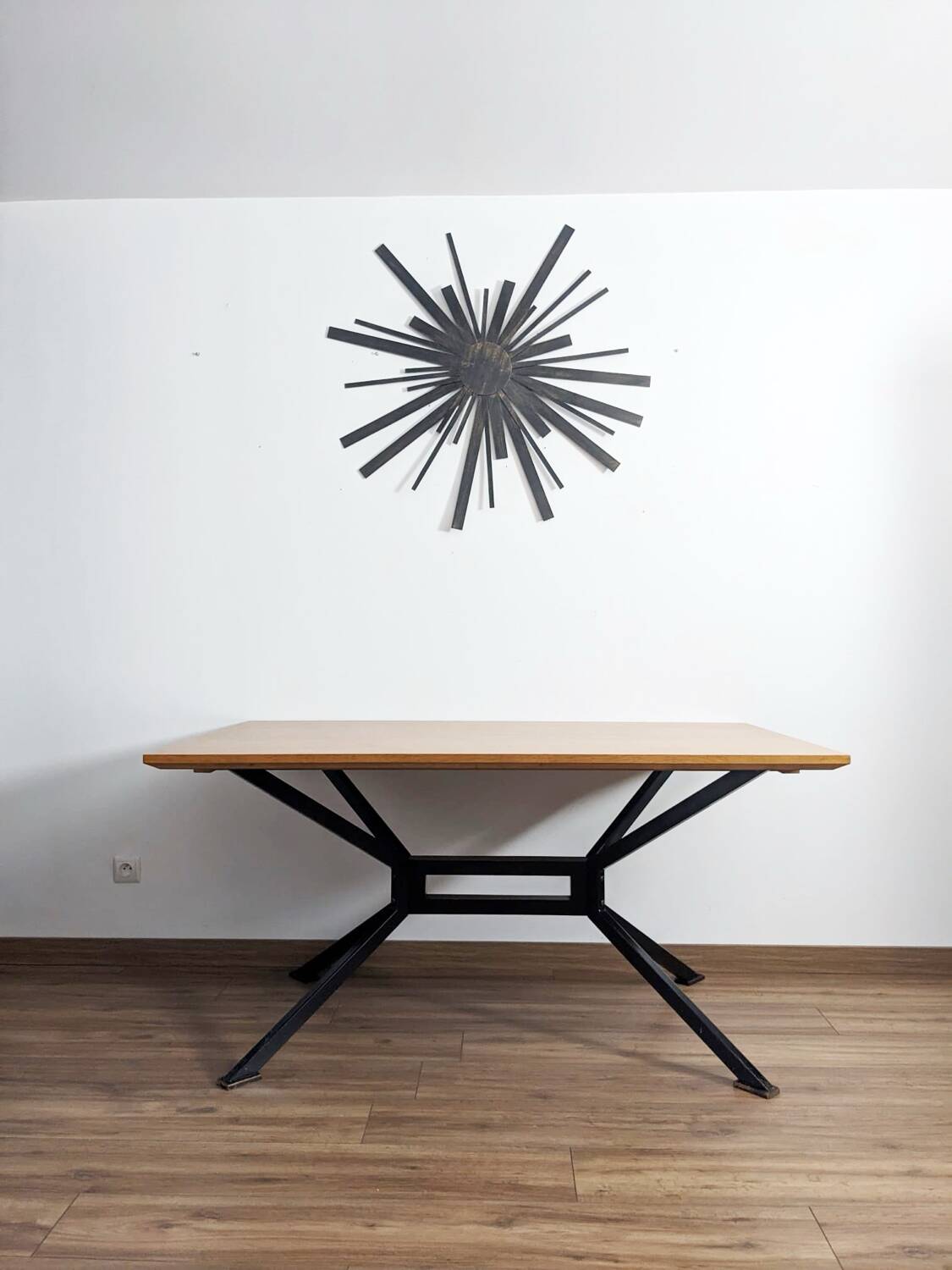 Extendable wooden and metal table, 80s