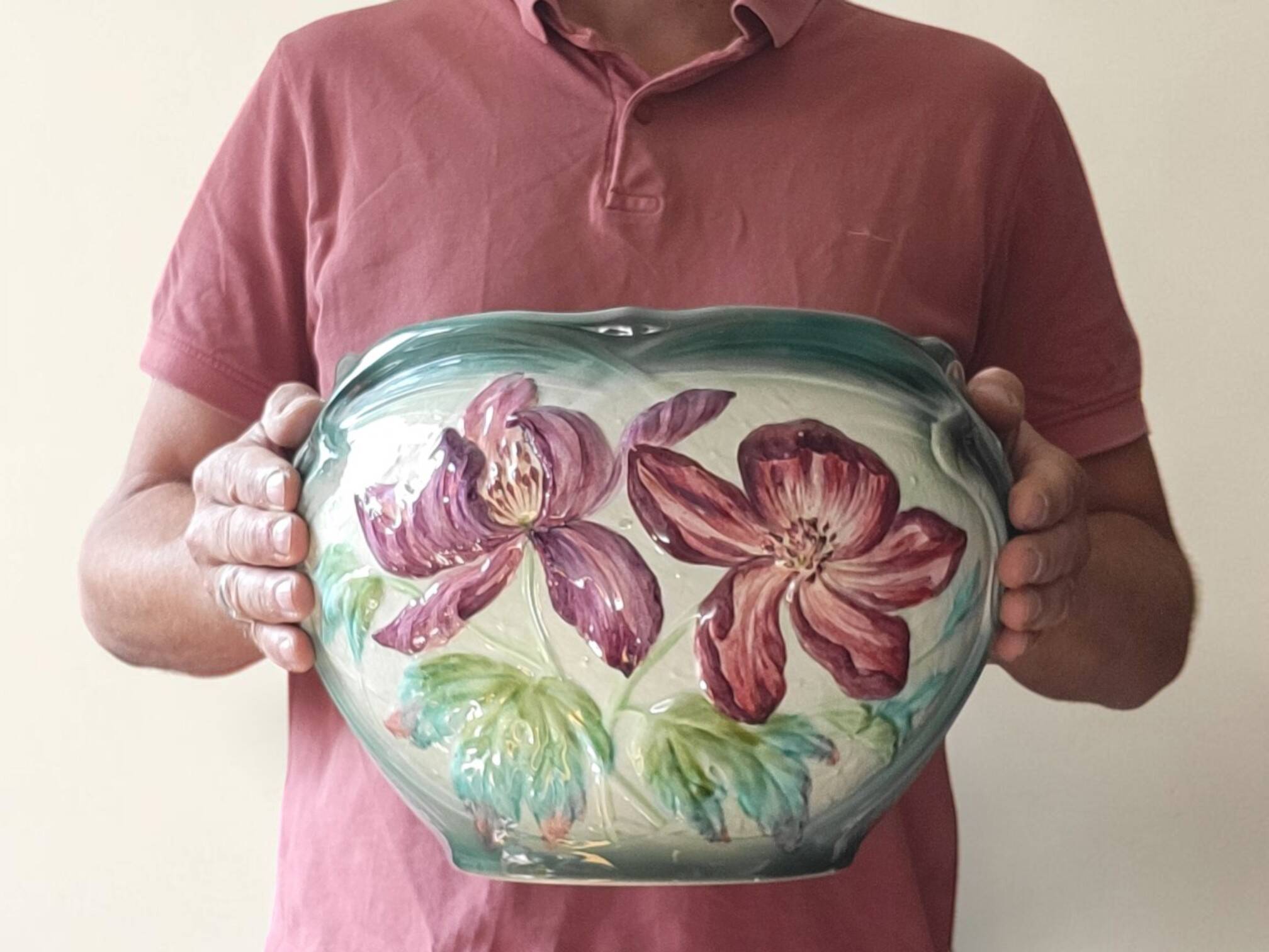Longchamp earthenware cache pot / Art Nouveau