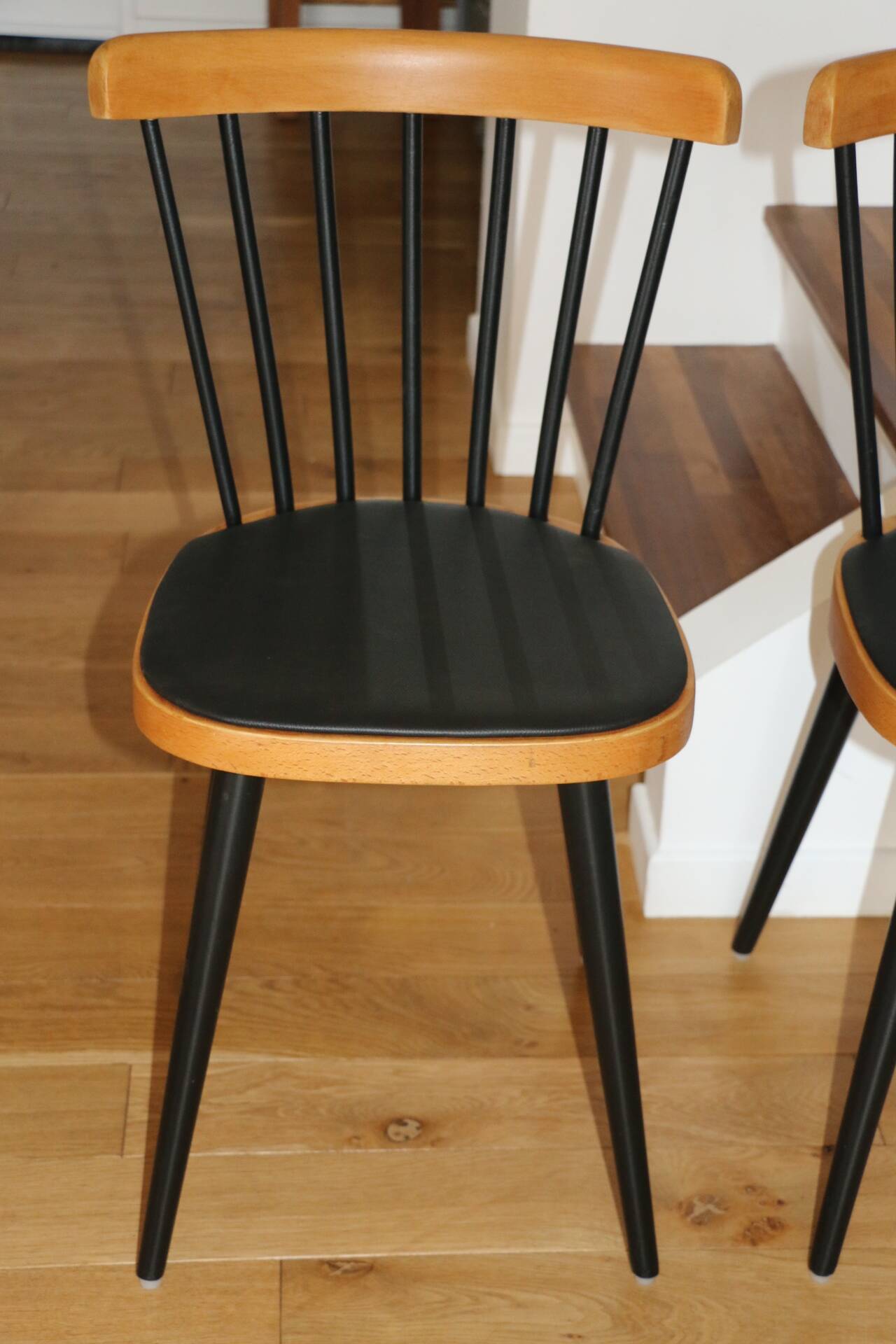 4 Baumann 740G chairs light beech black skai