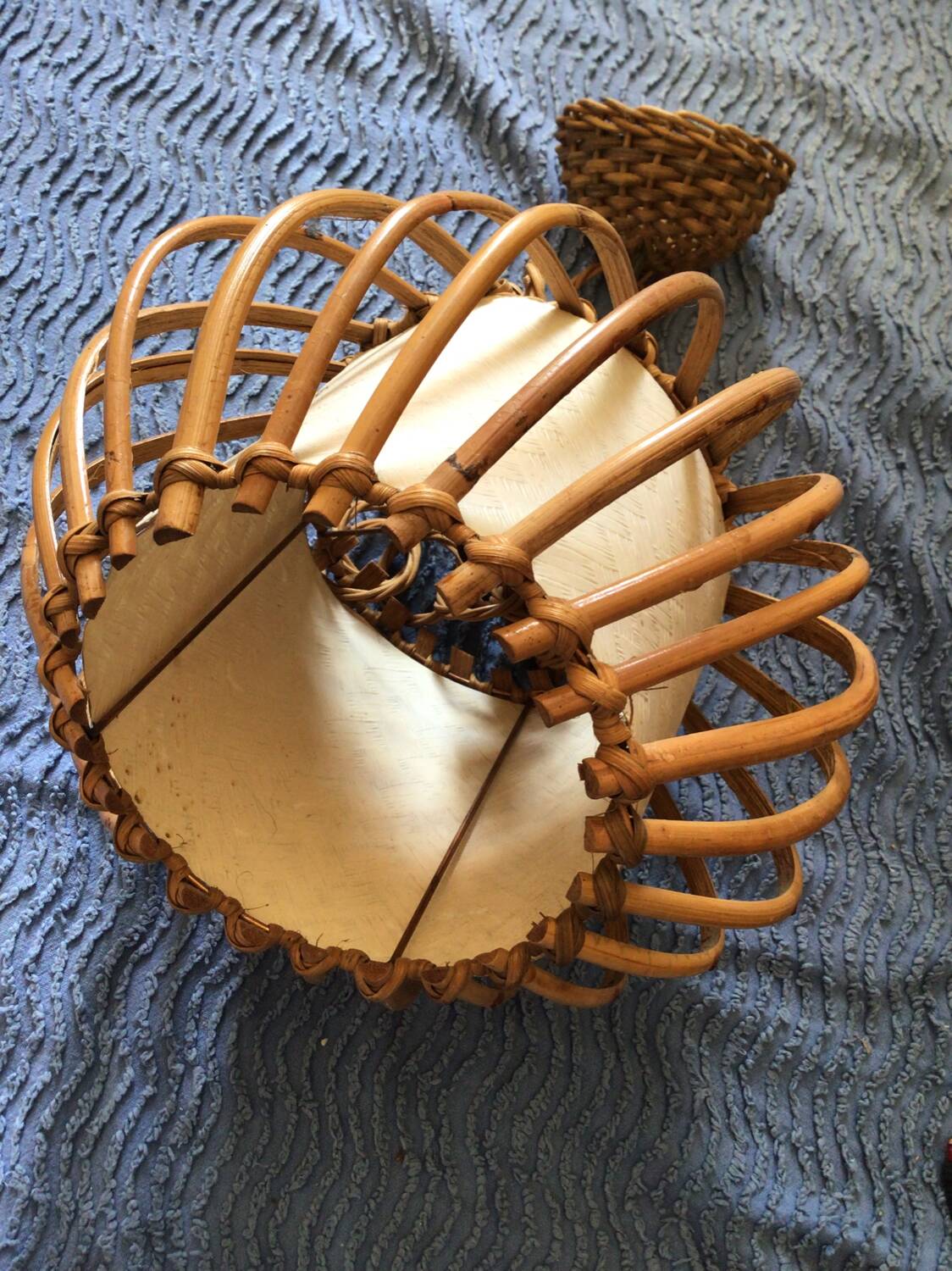 Vintage rattan pendant light