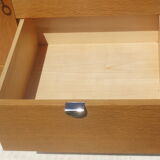 Oak chest of drawers
