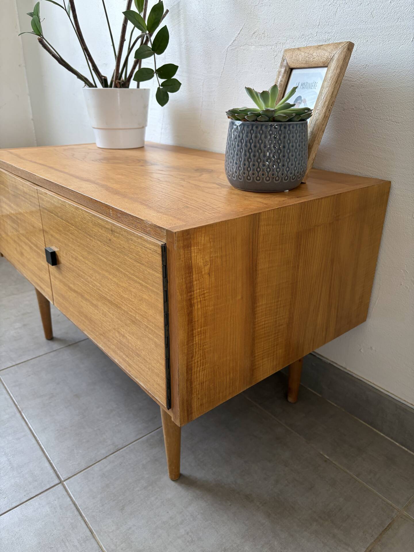 Vintage TV unit / sideboard