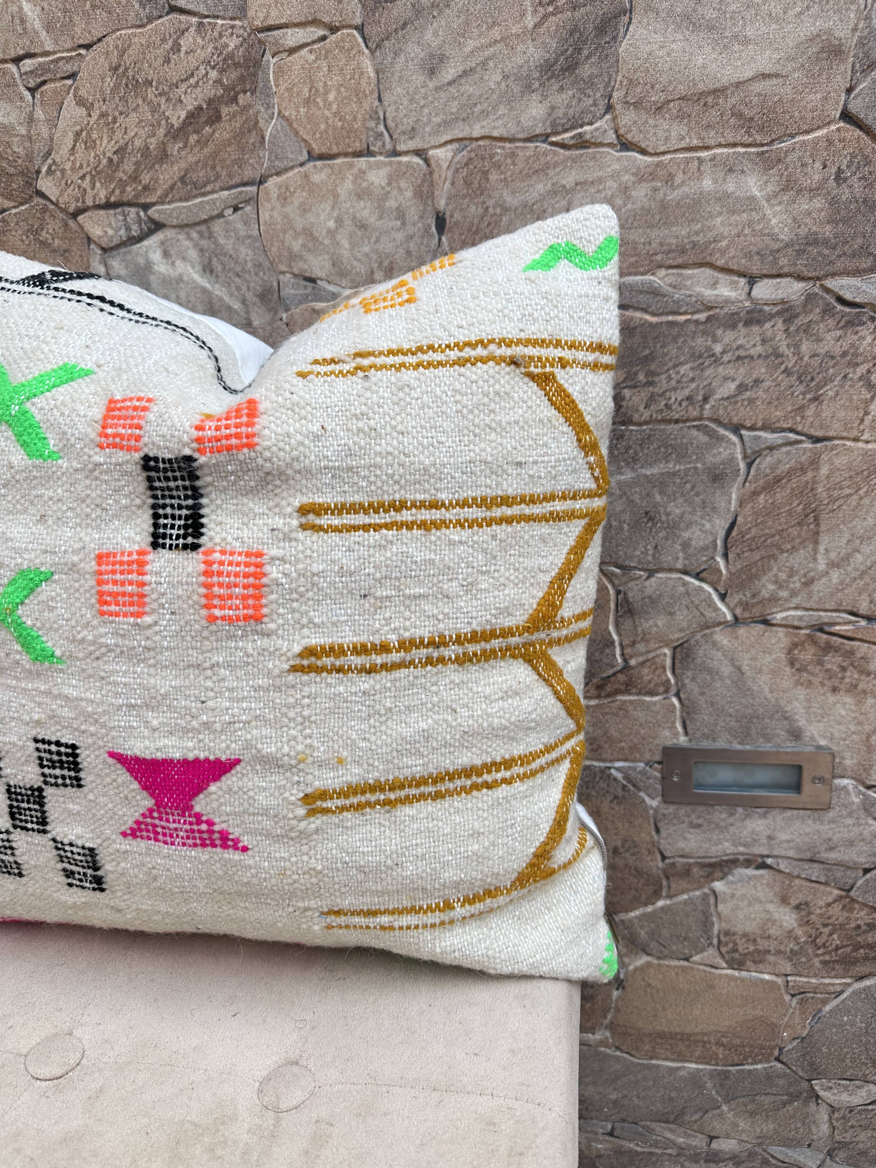 Housse de coussin Kilim marocaine faite main : Coussin décoratif bohème