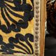 Fauteuil tonneau art déco  velours marguerite esprit boudoir dandy