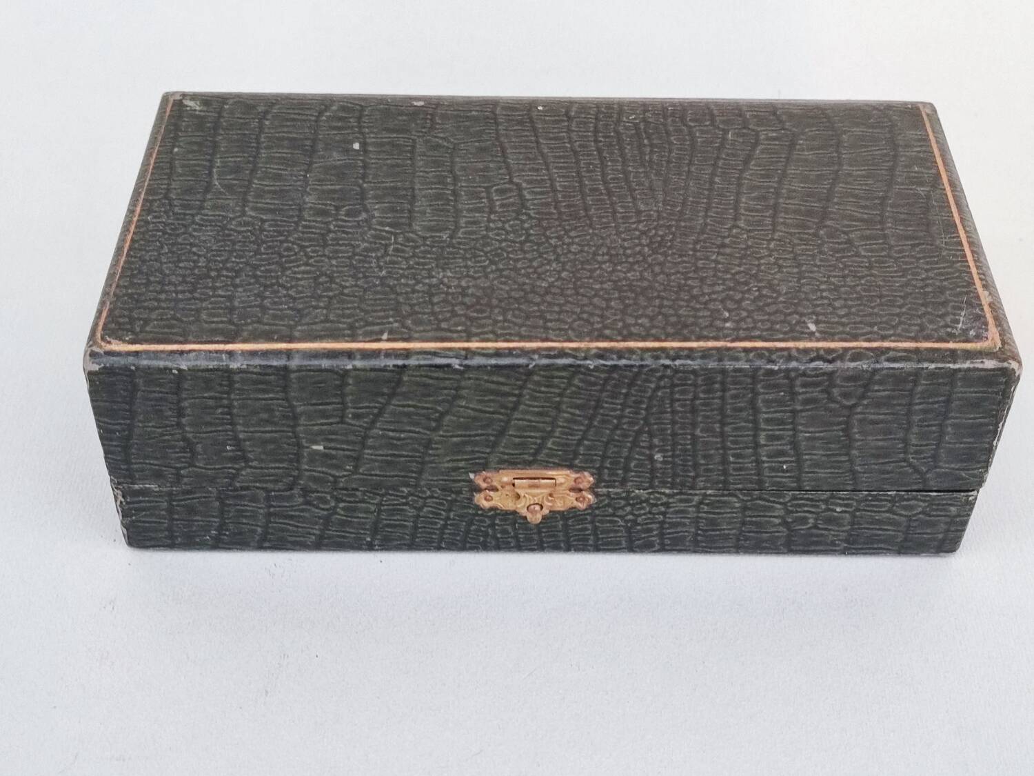 Salt and pepper bowl