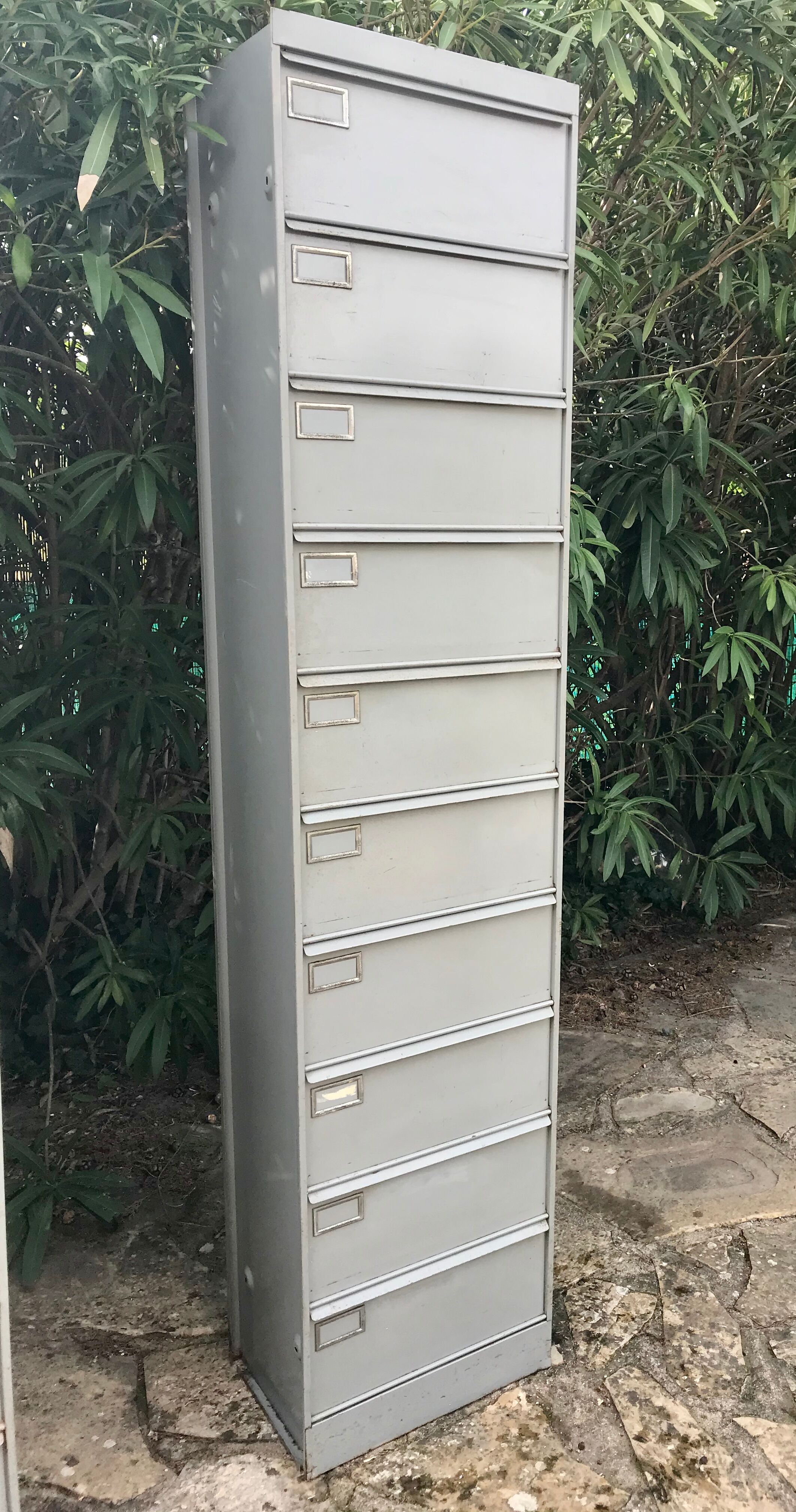 Vintage storage unit